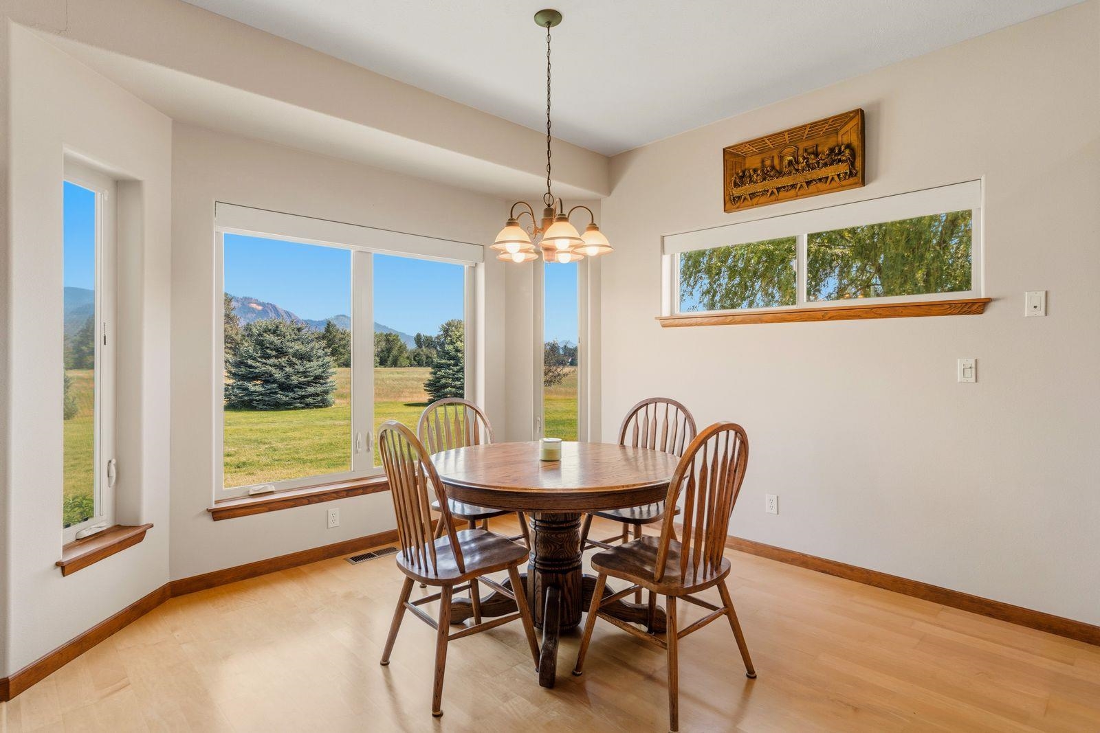 2338 Dutchman Way - Photo 18