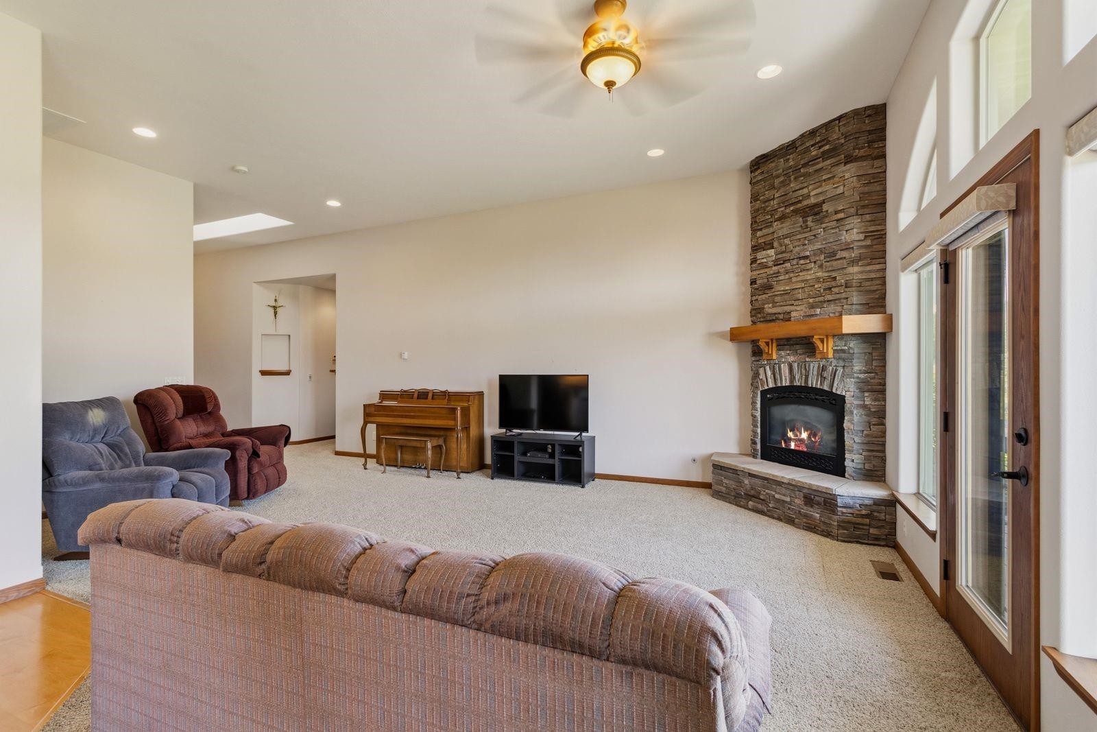 2338 Dutchman Way - Photo 23