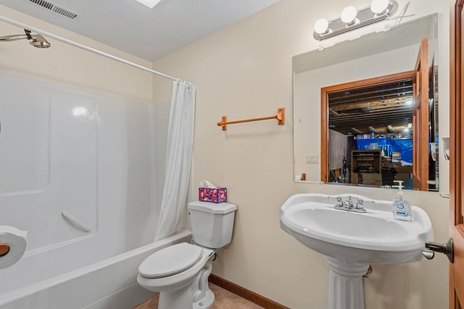 2338 Dutchman Way - Photo 37