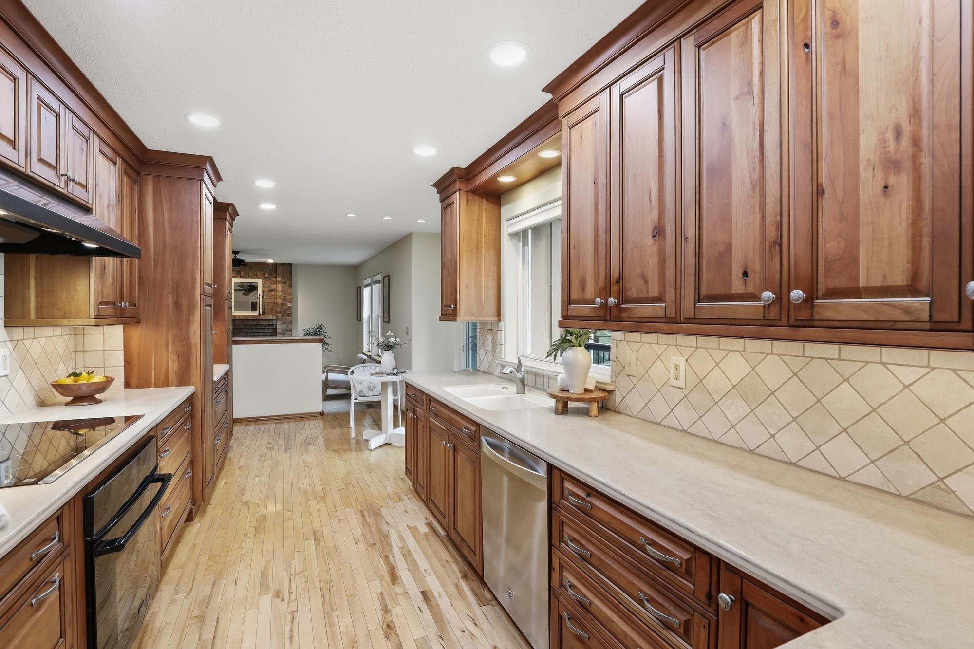 3812 Sunderland Dr - Photo 10