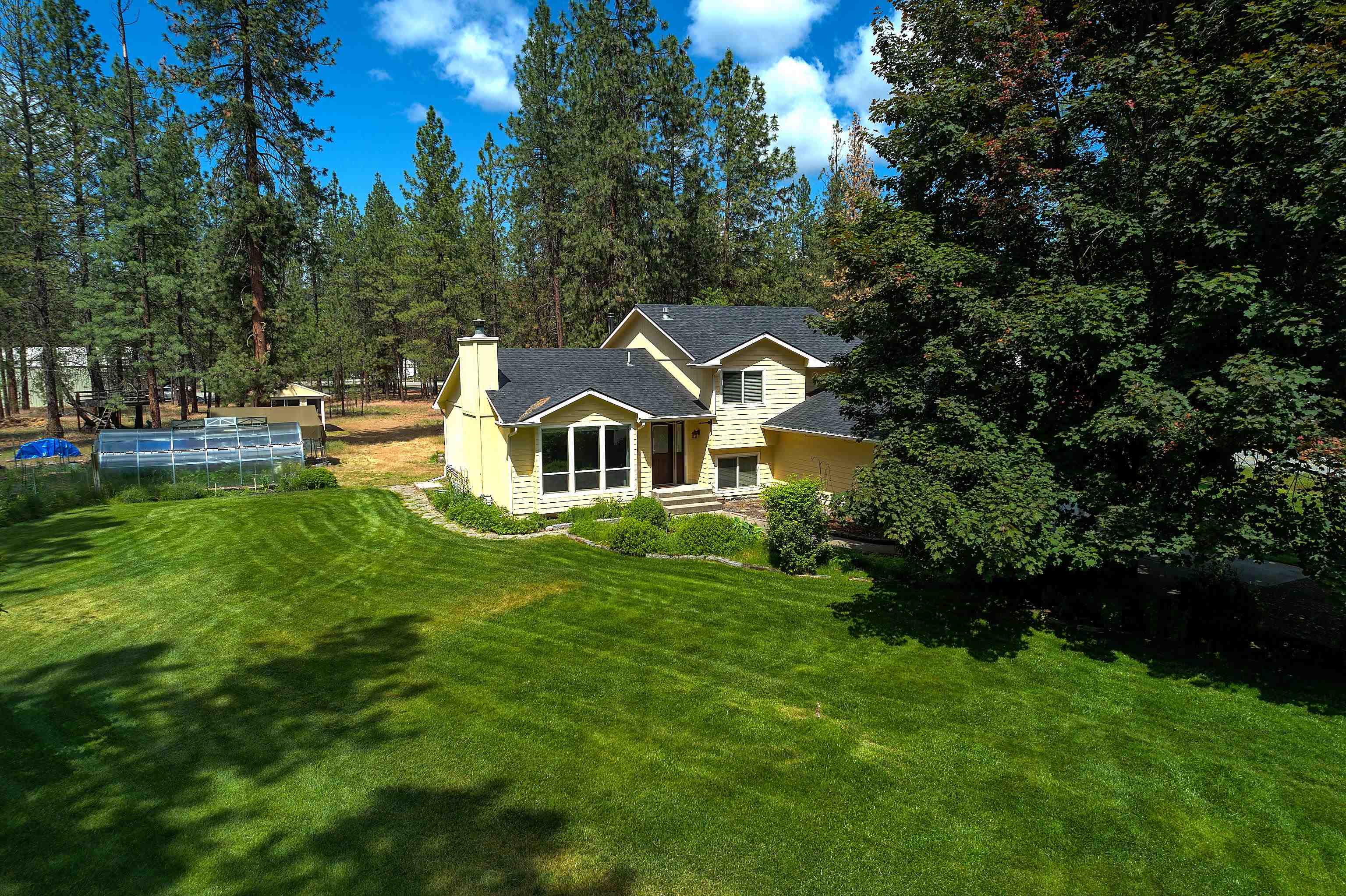 16829 N Wylie Dr - Photo 1
