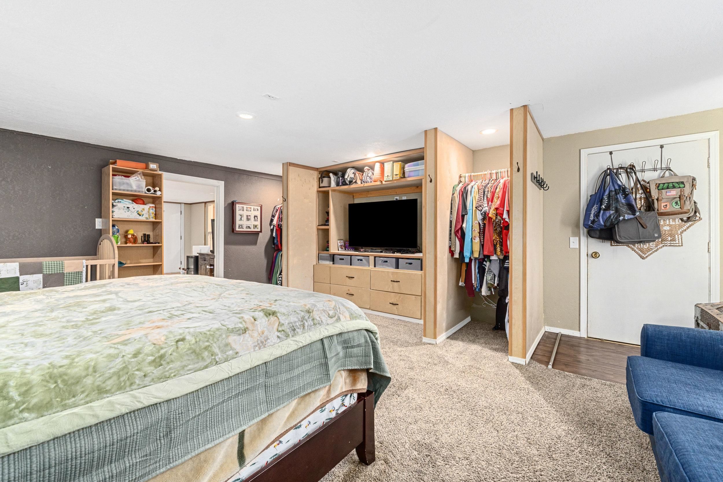 611 Hegney Way - Photo 19