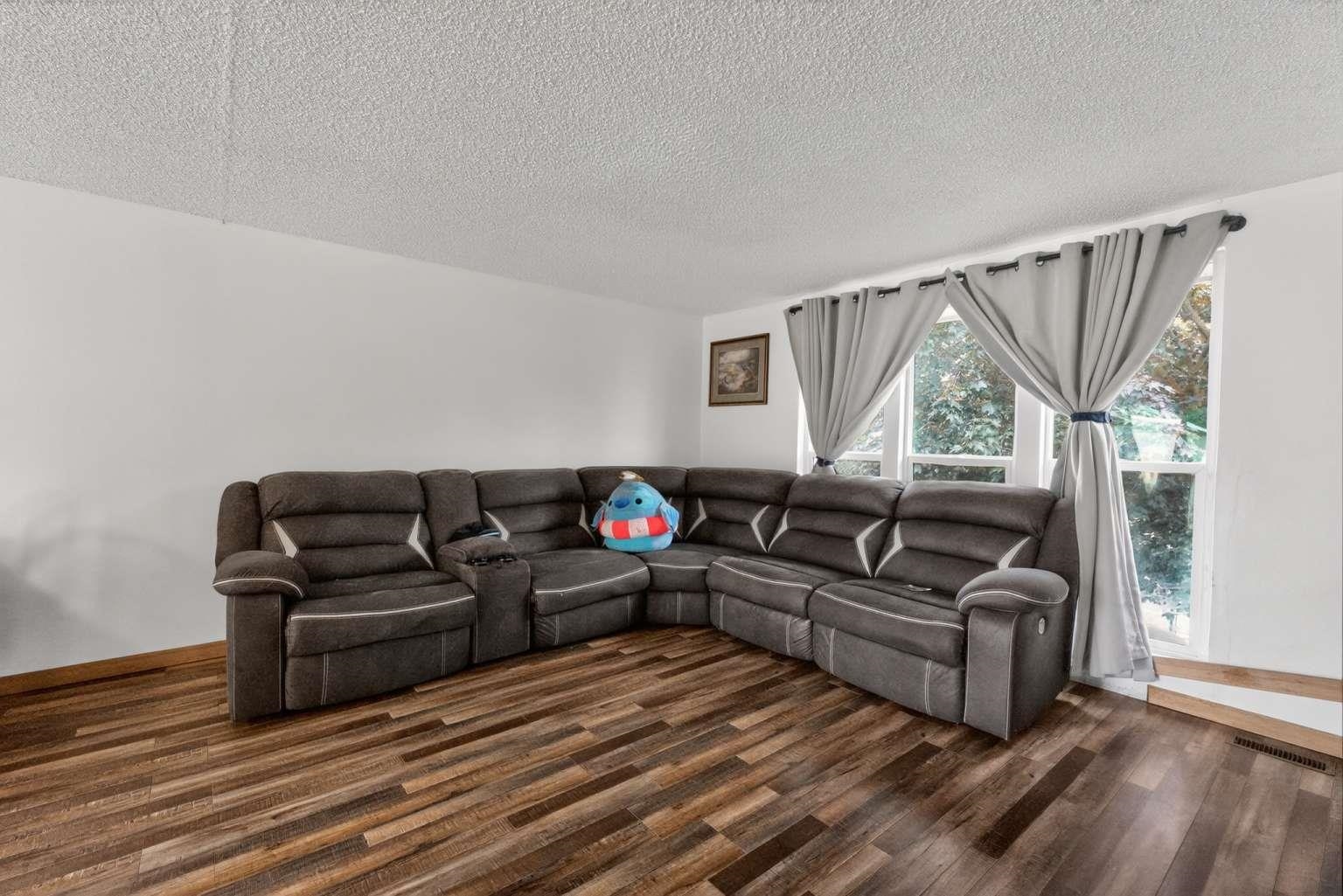 14015 E BROADWAY Ave - Photo 5