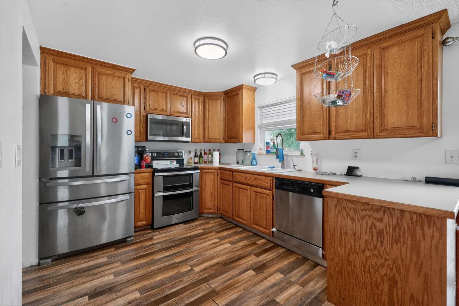 14015 E BROADWAY Ave - Photo 11
