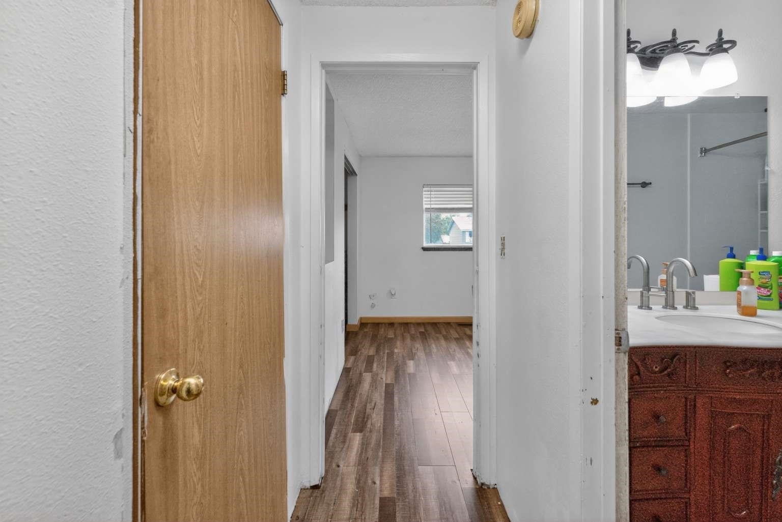 14015 E BROADWAY Ave - Photo 15