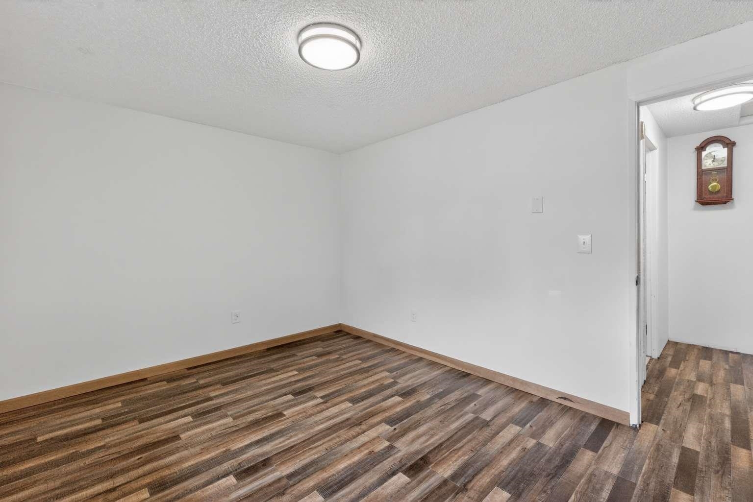 14015 E BROADWAY Ave - Photo 19
