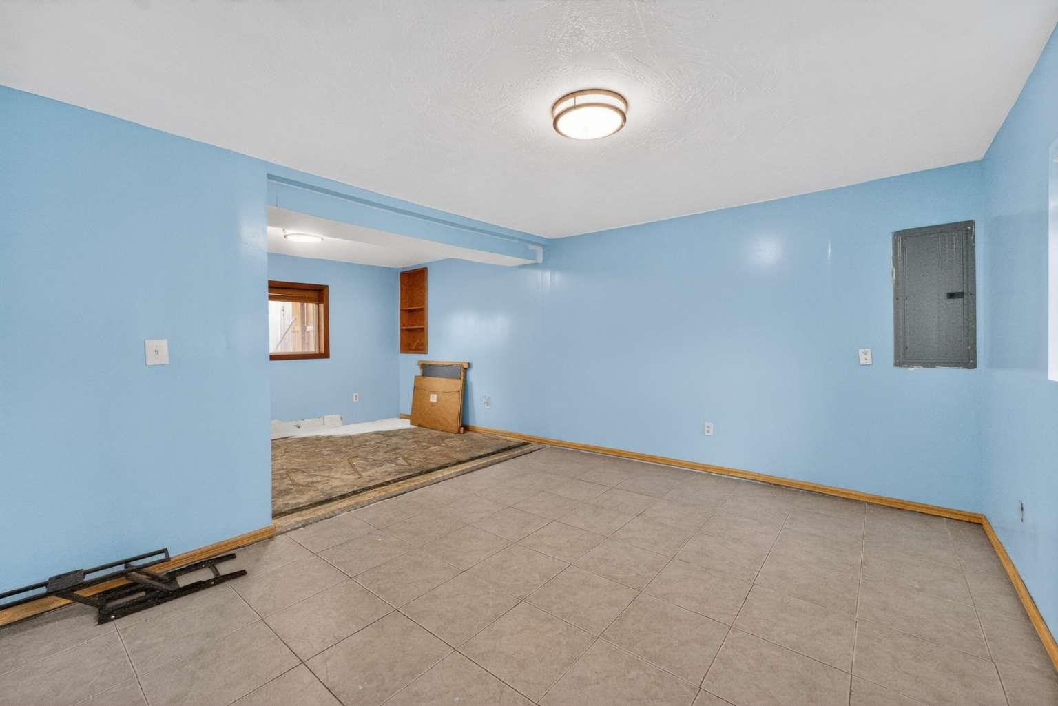 14015 E BROADWAY Ave - Photo 33