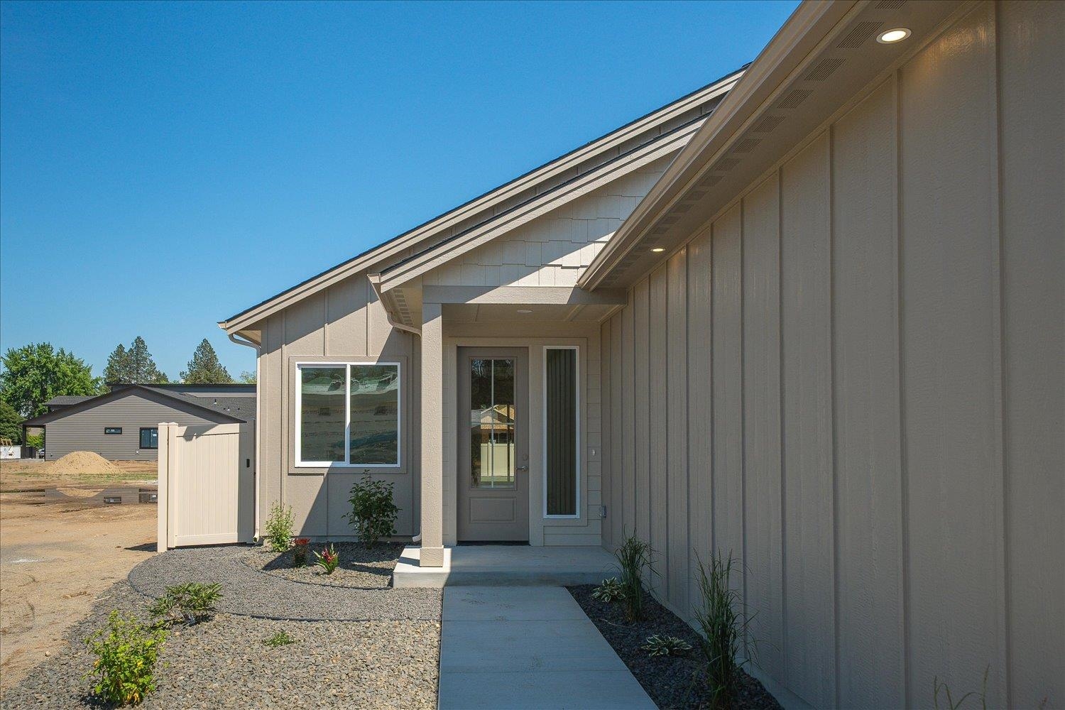 3613 S Glenn Ln - Photo 2
