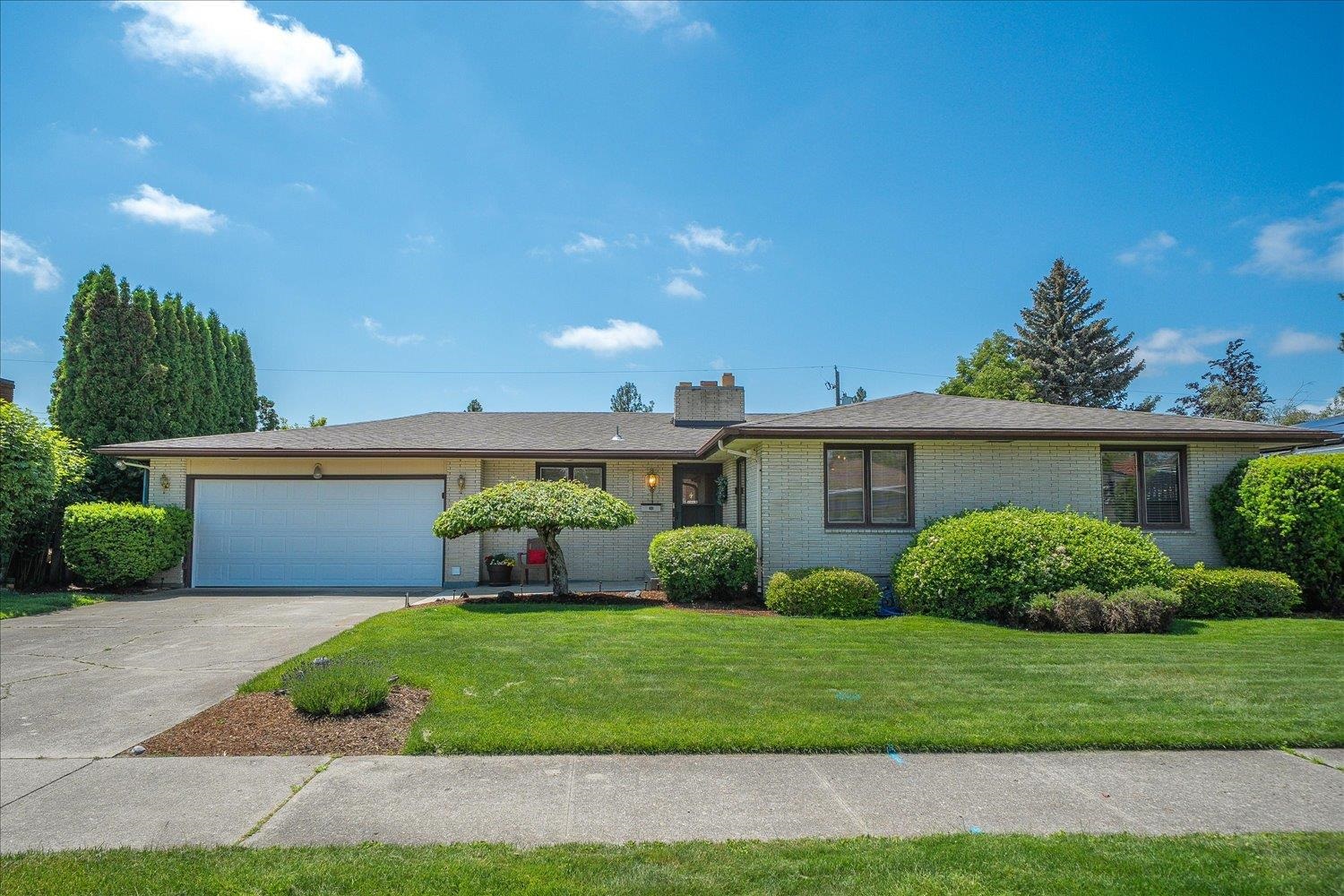 5907 N FLEMING St - Photo 1