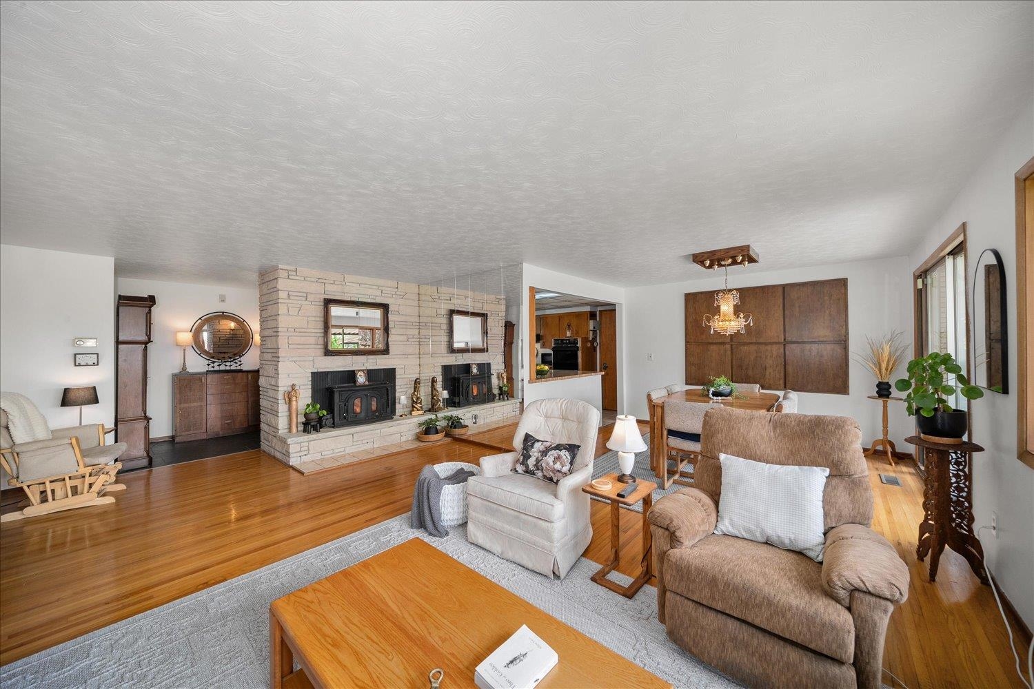 5907 N FLEMING St - Photo 3