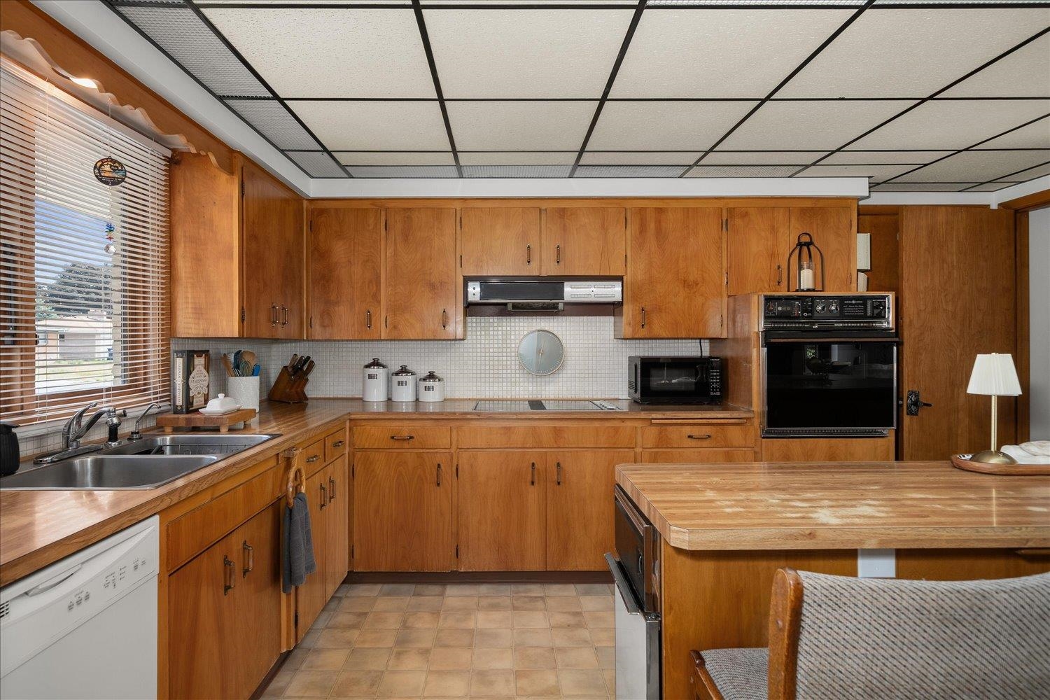 5907 N FLEMING St - Photo 8