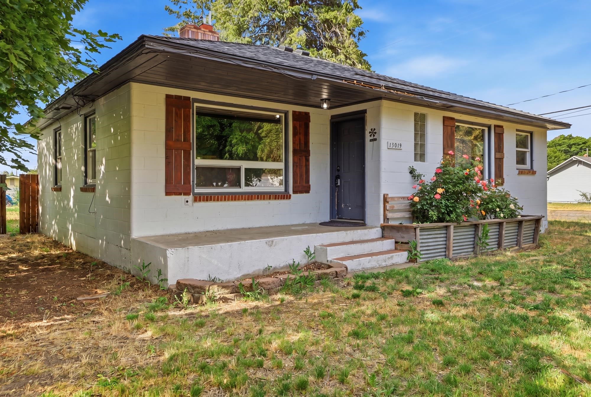 13019 E 8th Ave - Photo 3