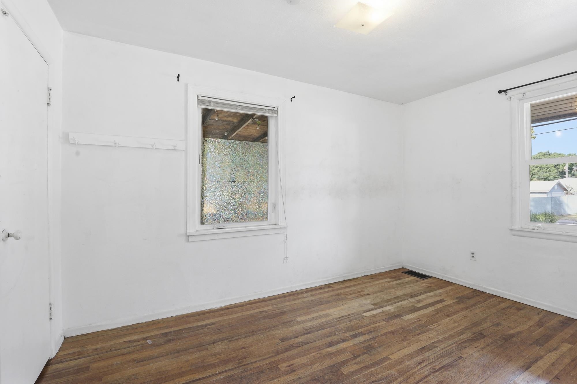 13019 E 8th Ave - Photo 11