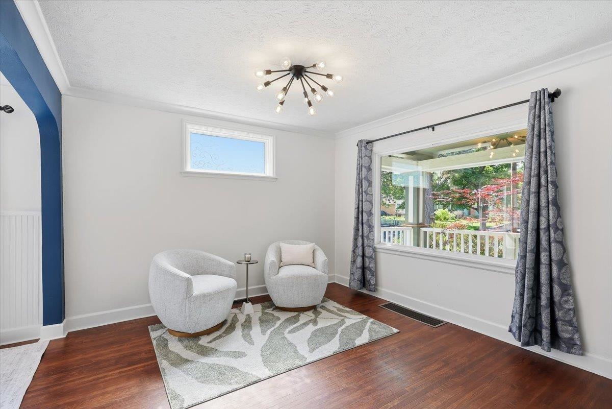 618 W 17th Ave - Photo 5