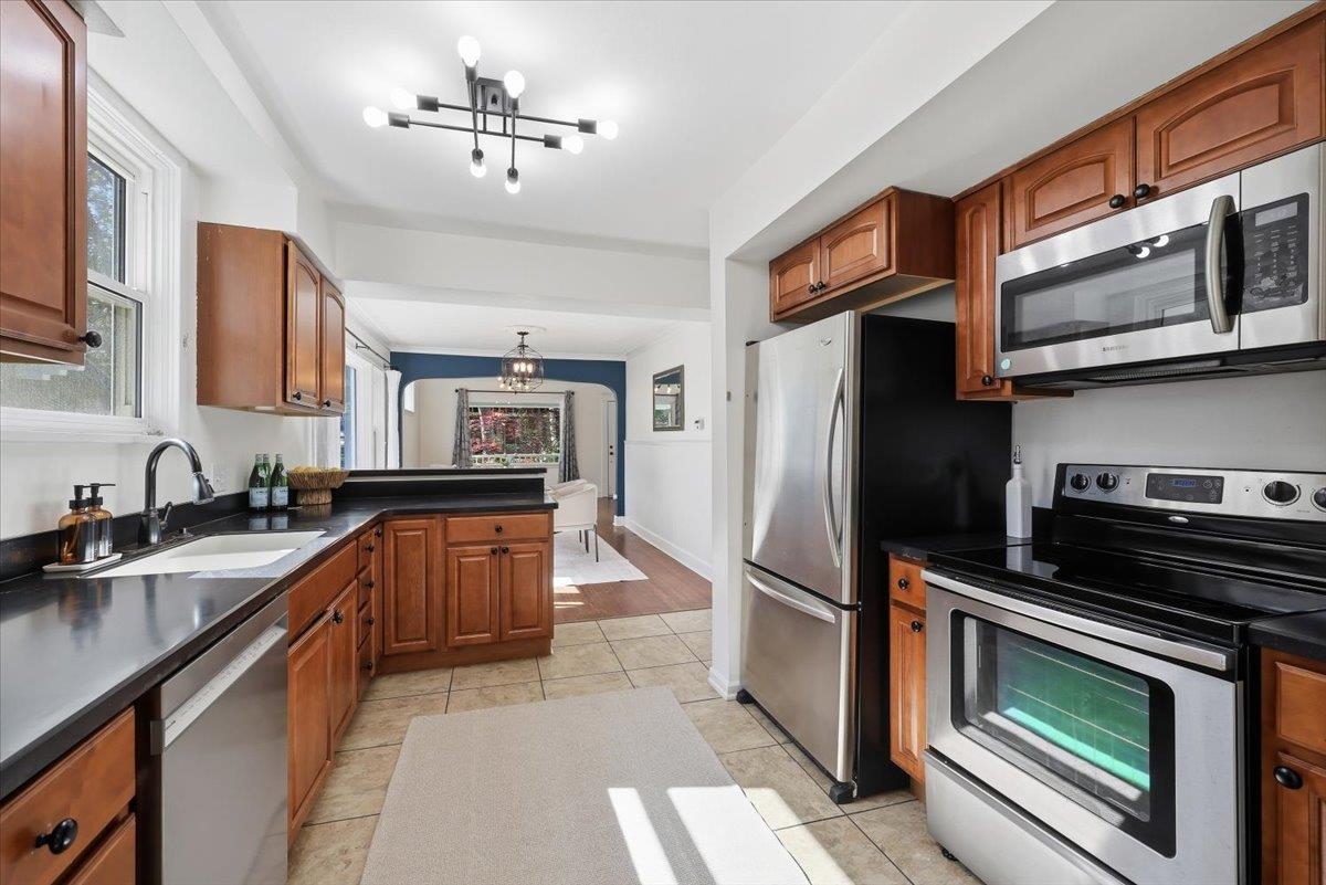 618 W 17th Ave - Photo 9