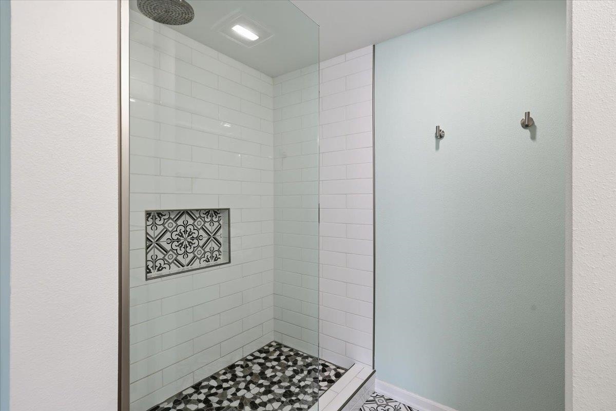 618 W 17th Ave - Photo 19
