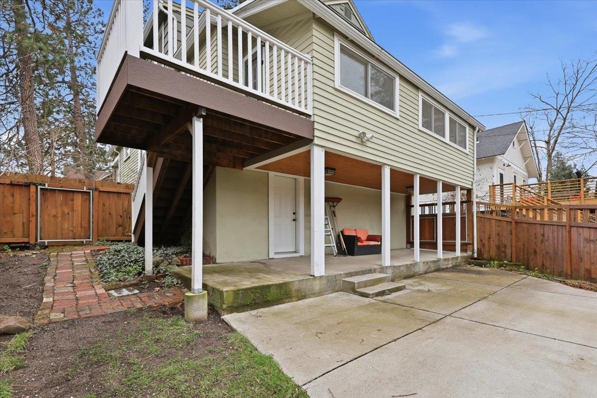 618 W 17th Ave - Photo 31