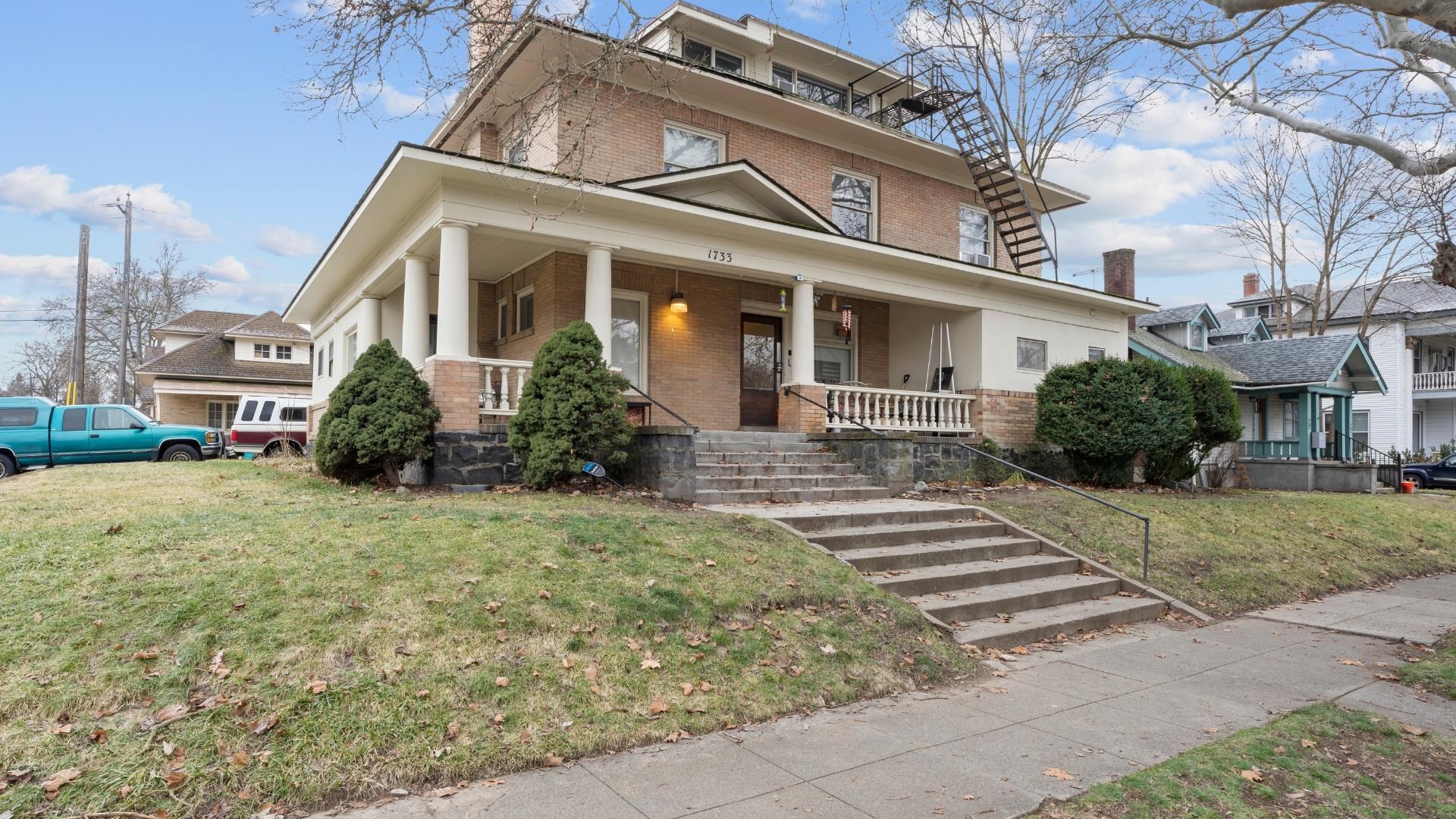 1204 W 8th Ave - Photo 11