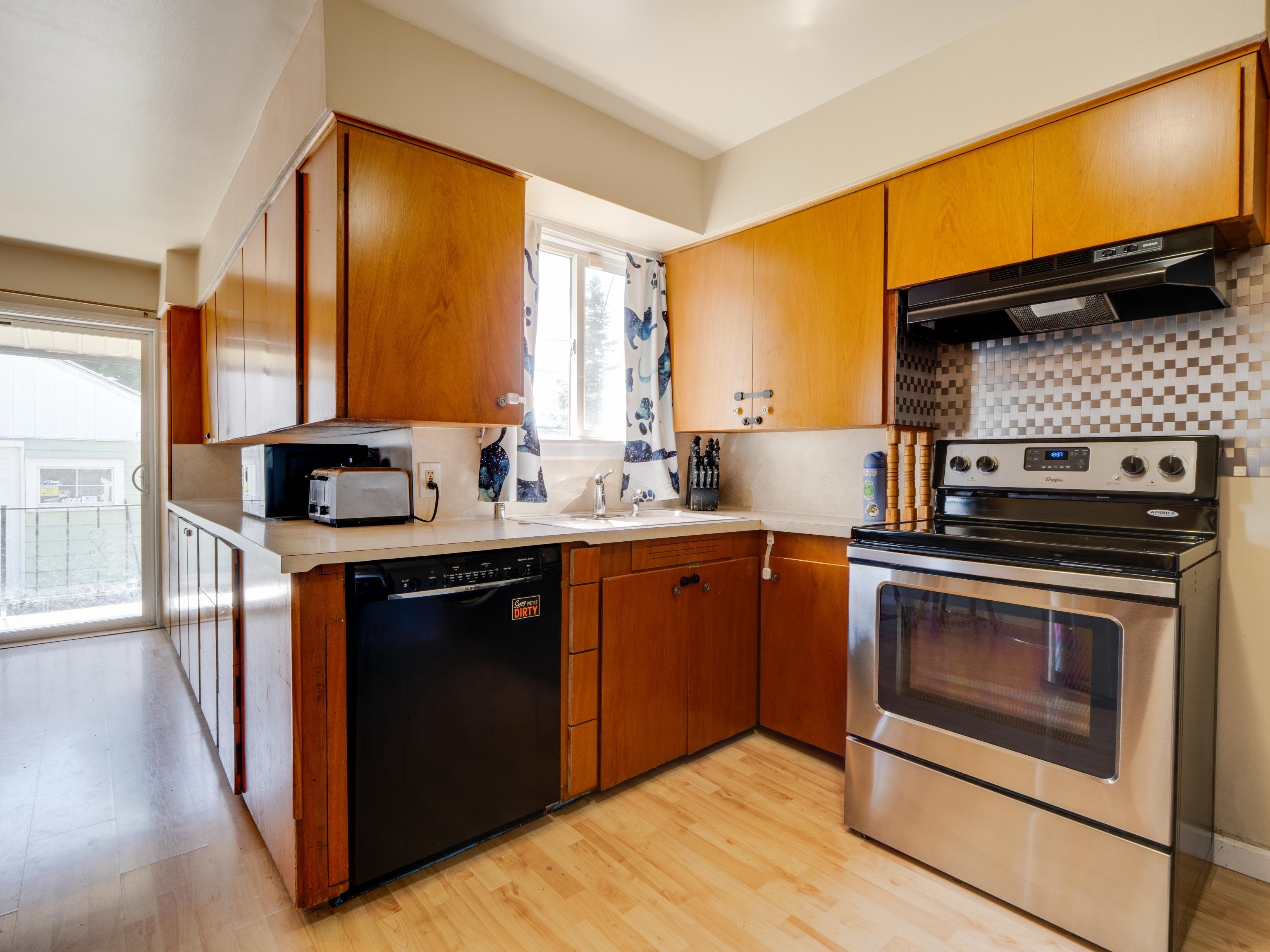 1418 E Rich Ave - Photo 9