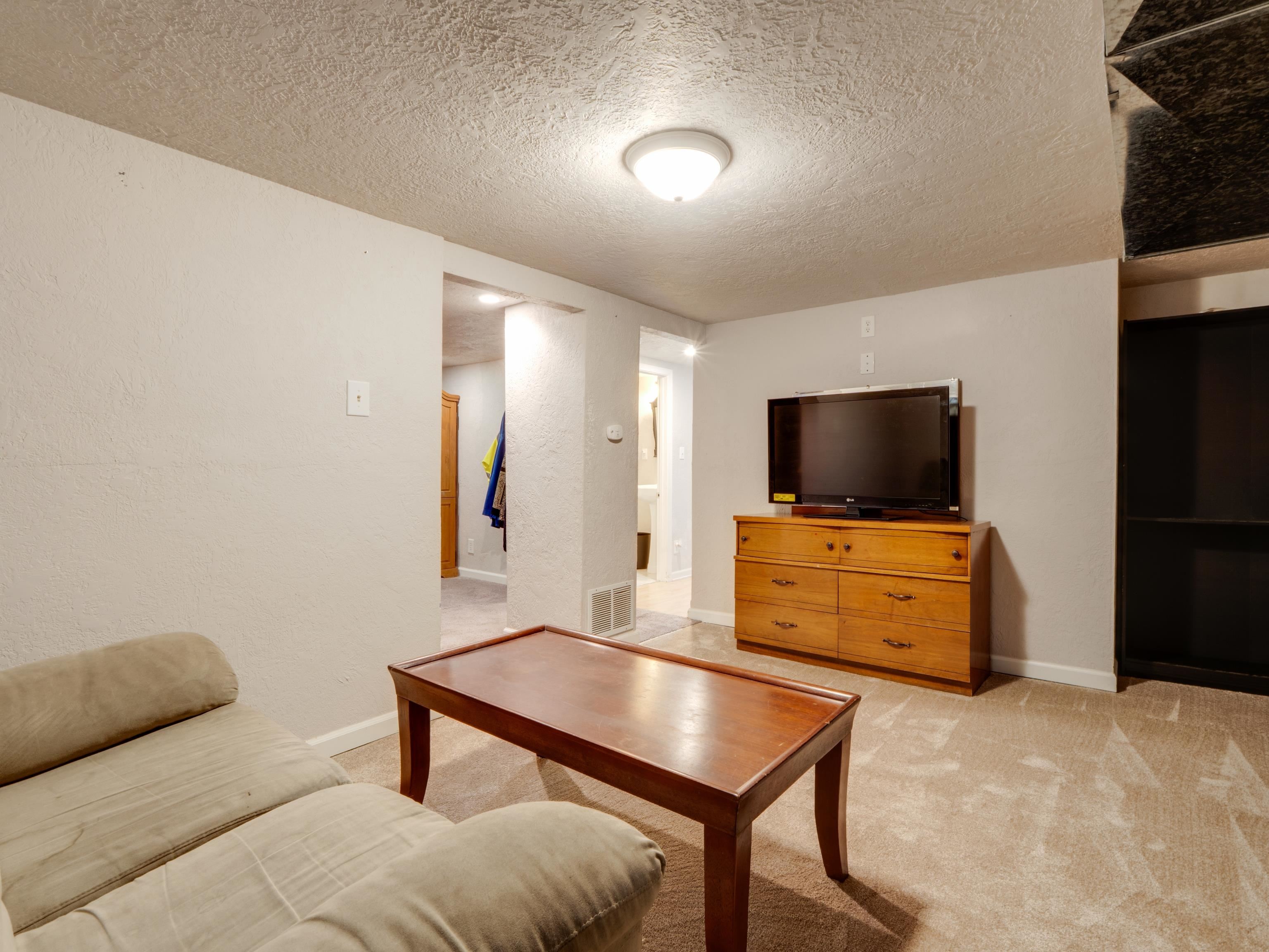1418 E Rich Ave - Photo 20
