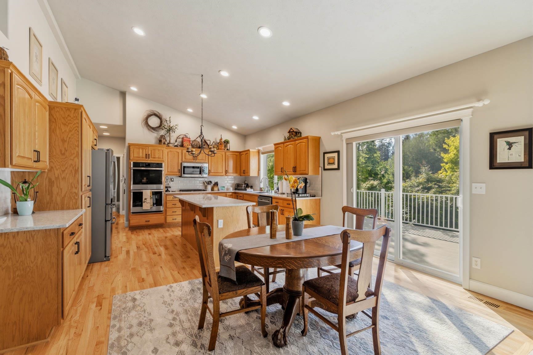 2812 W Payton Ln - Photo 9