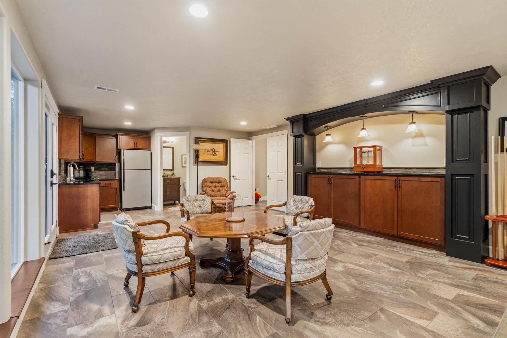 2812 W Payton Ln - Photo 23
