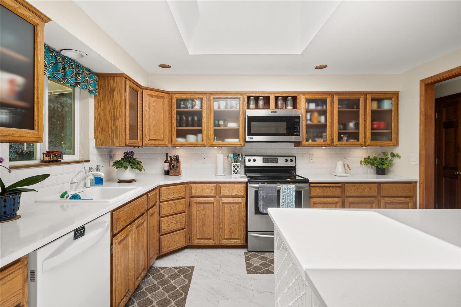 12802 E 27TH Ave - Photo 8