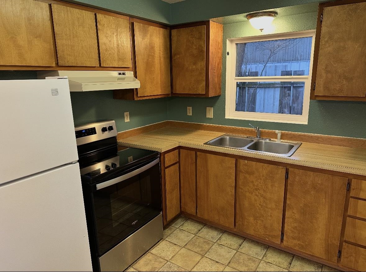 645 S Larch St - Photo 15