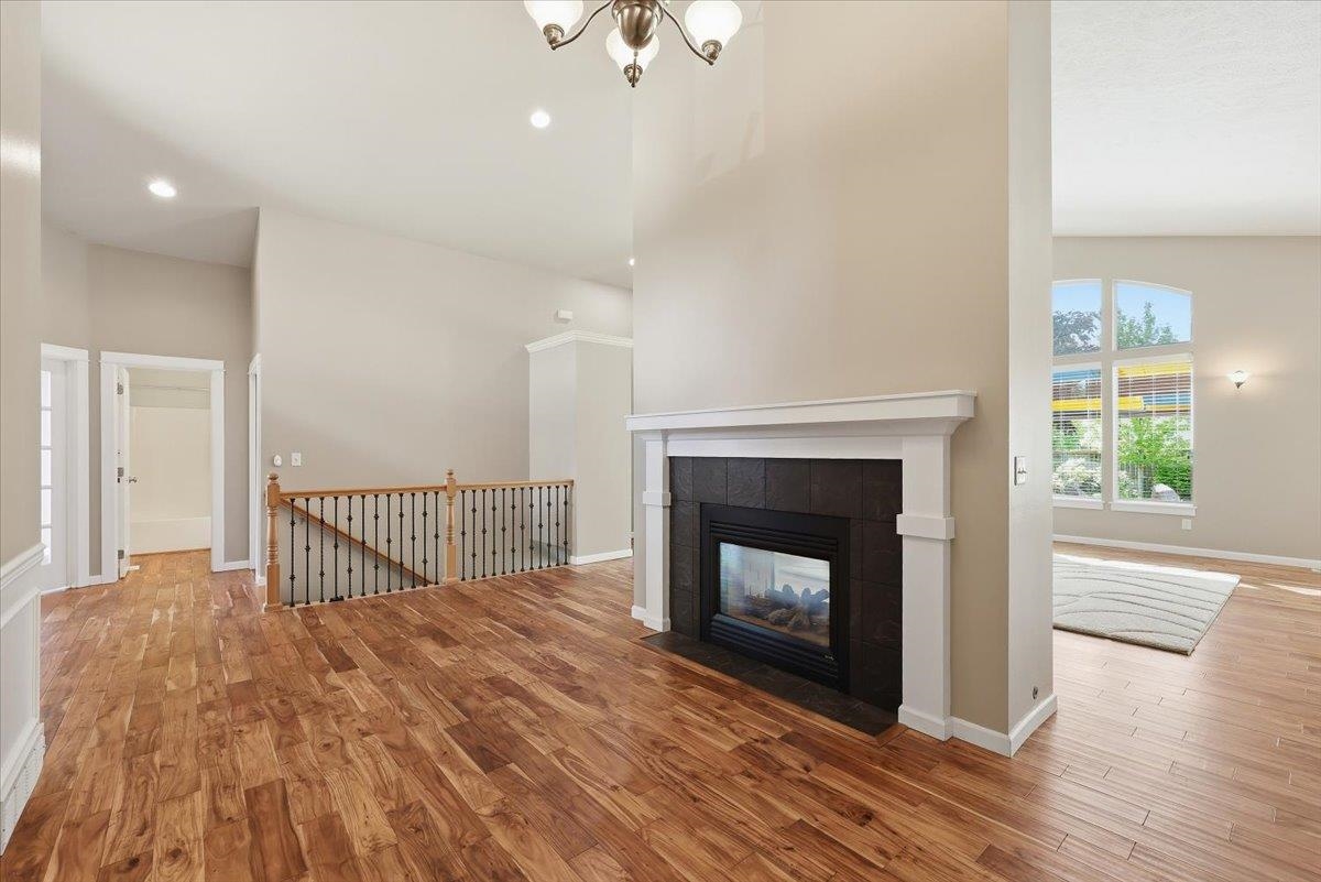 7807 N H St - Photo 4