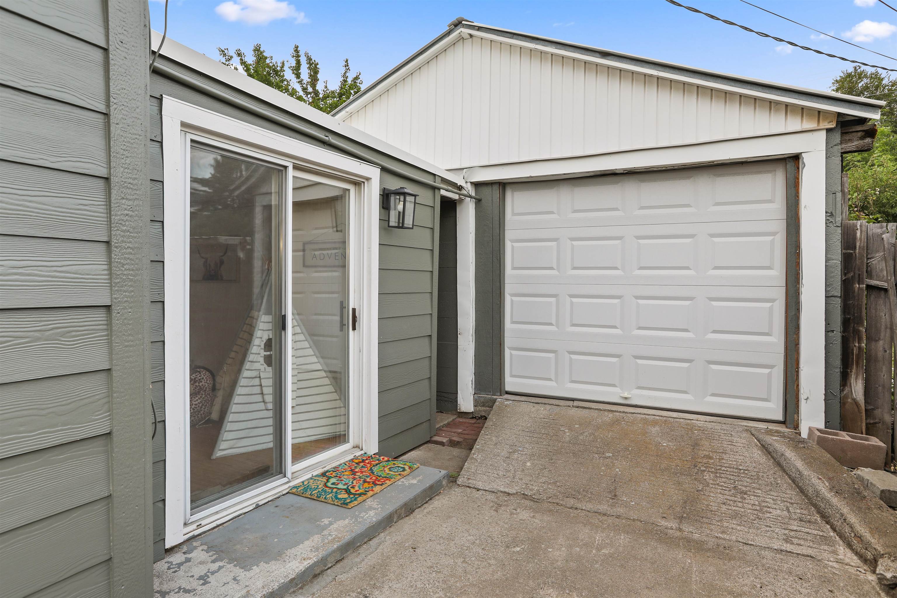 1221 E Ermina St - Photo 3