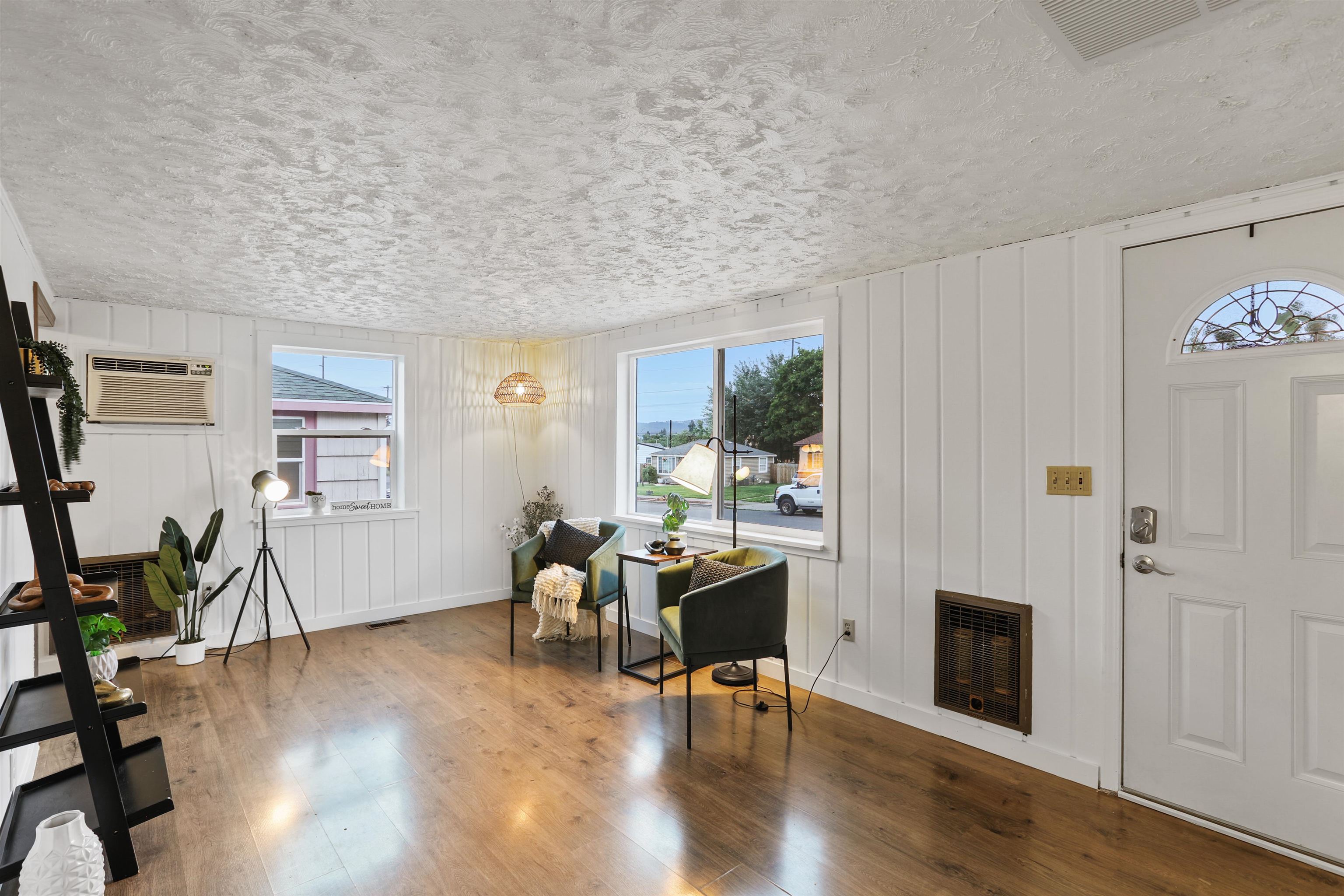 1221 E Ermina St - Photo 6