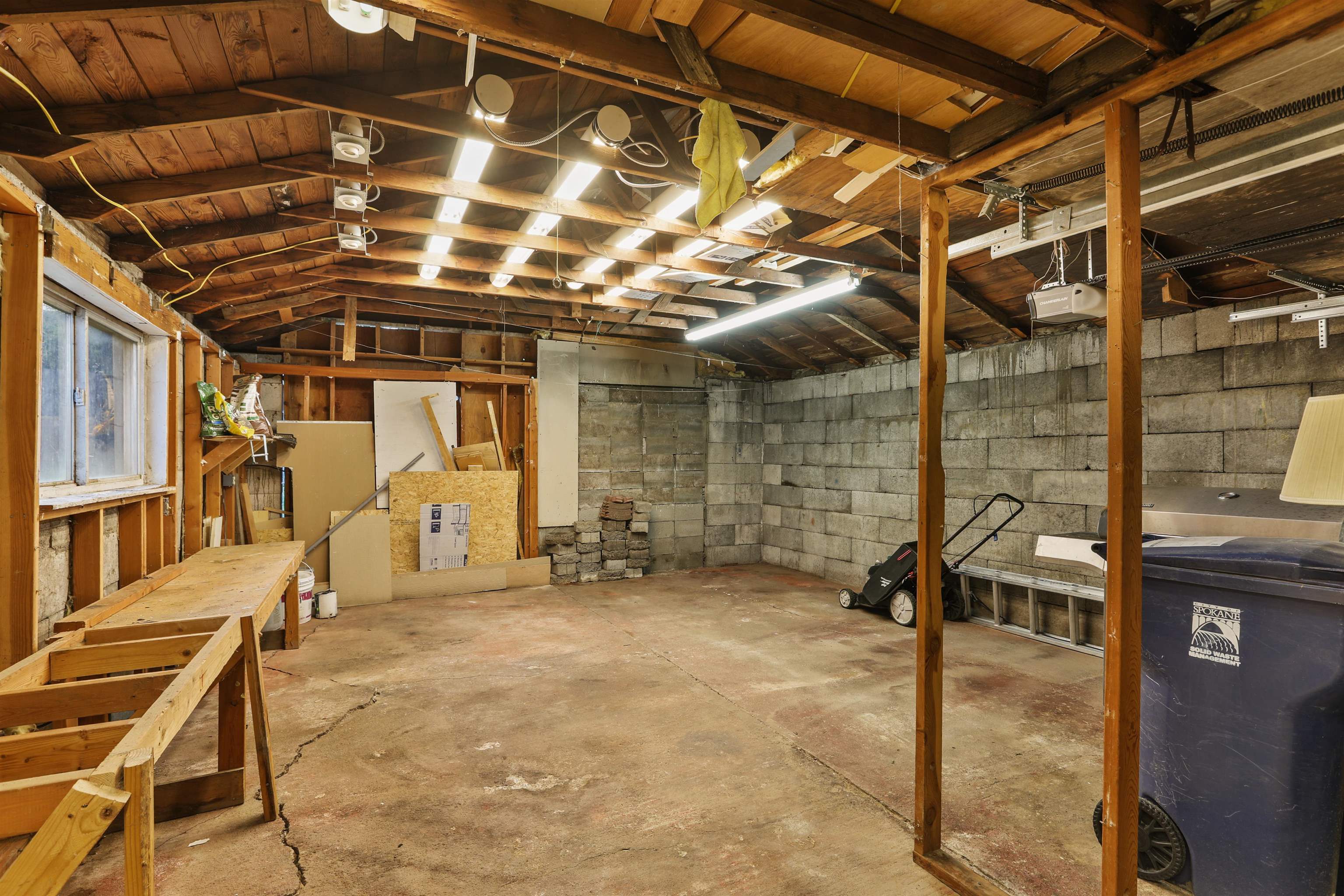 1221 E Ermina St - Photo 25