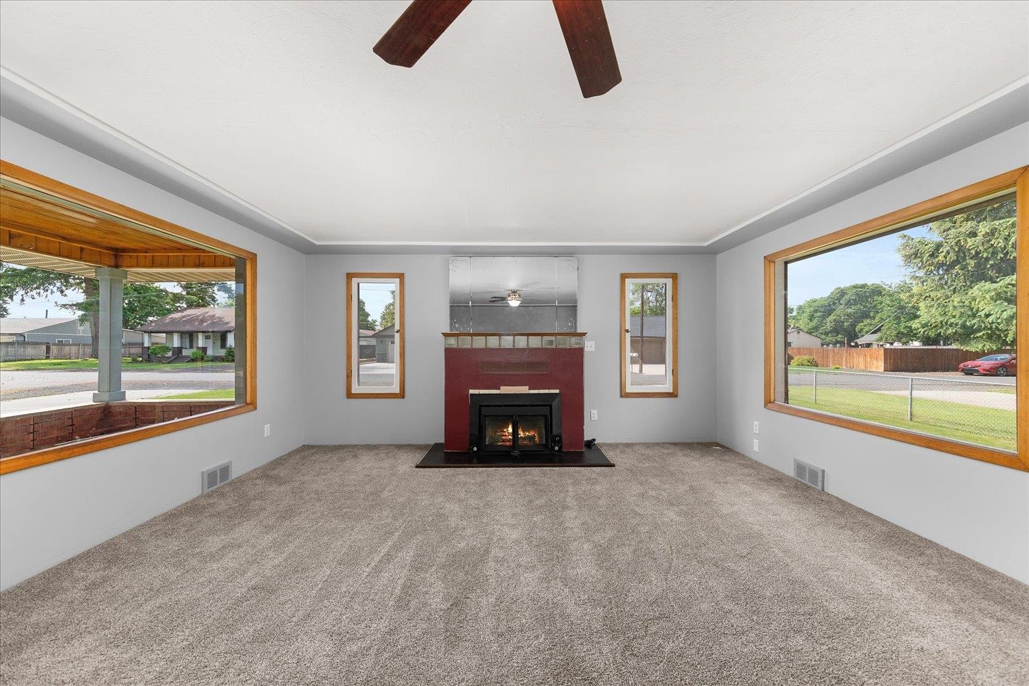8121 E Marietta Ave - Photo 7