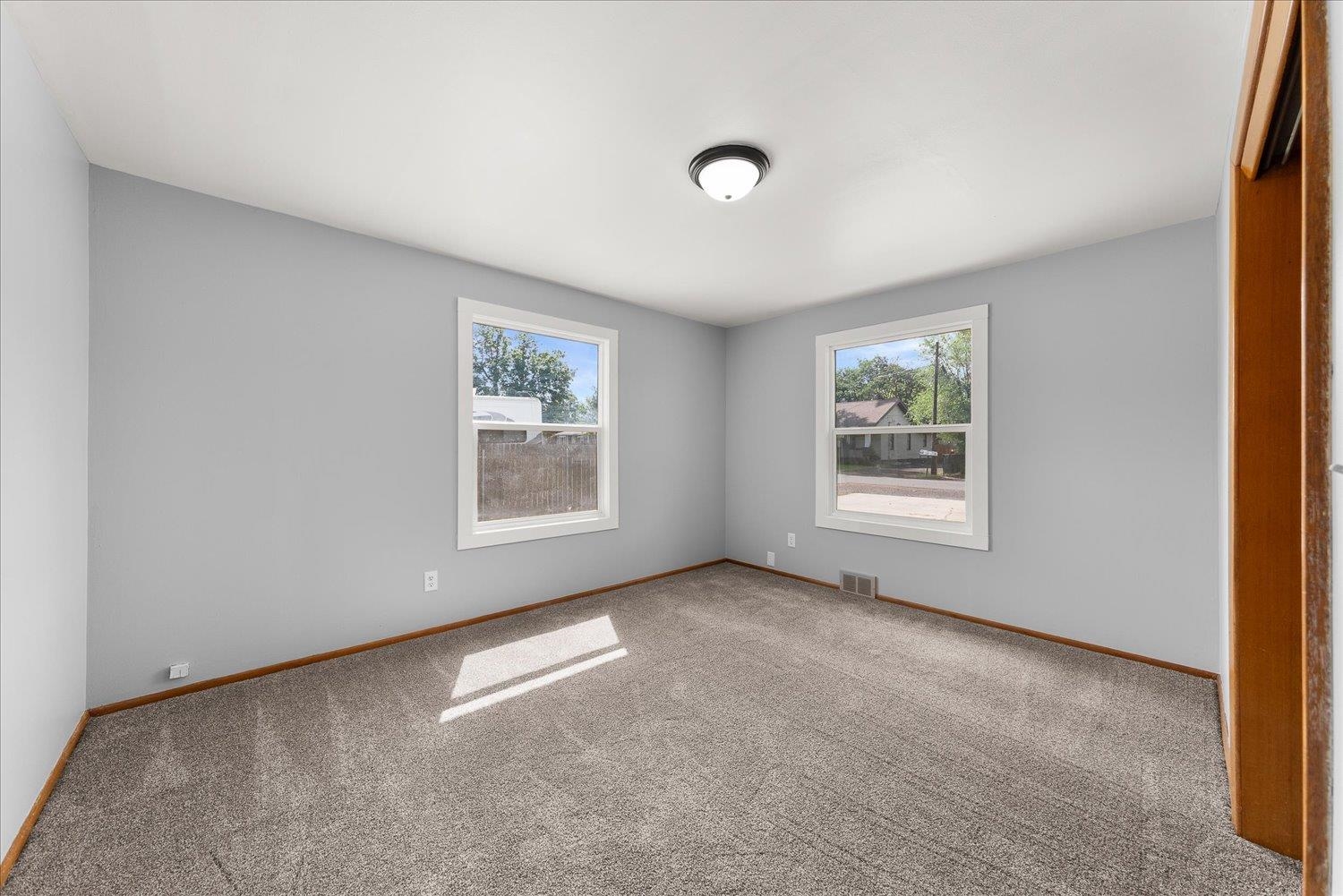 8121 E Marietta Ave - Photo 21