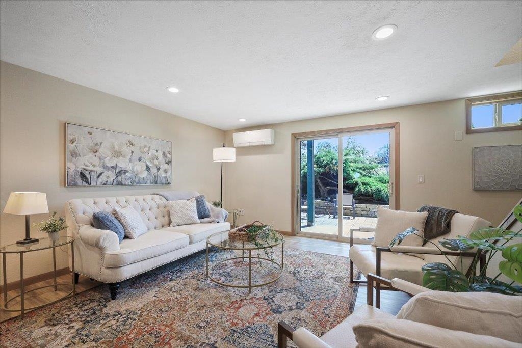 2121 E Upriver Dr - Photo 8