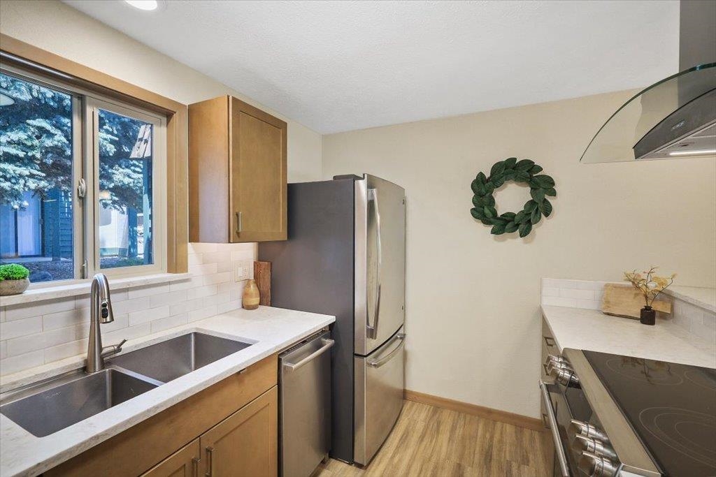 2121 E Upriver Dr - Photo 17