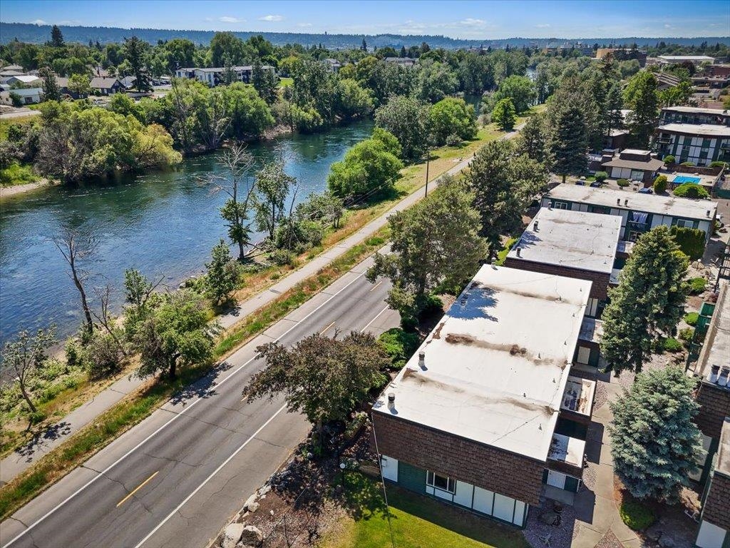 2121 E Upriver Dr - Photo 36