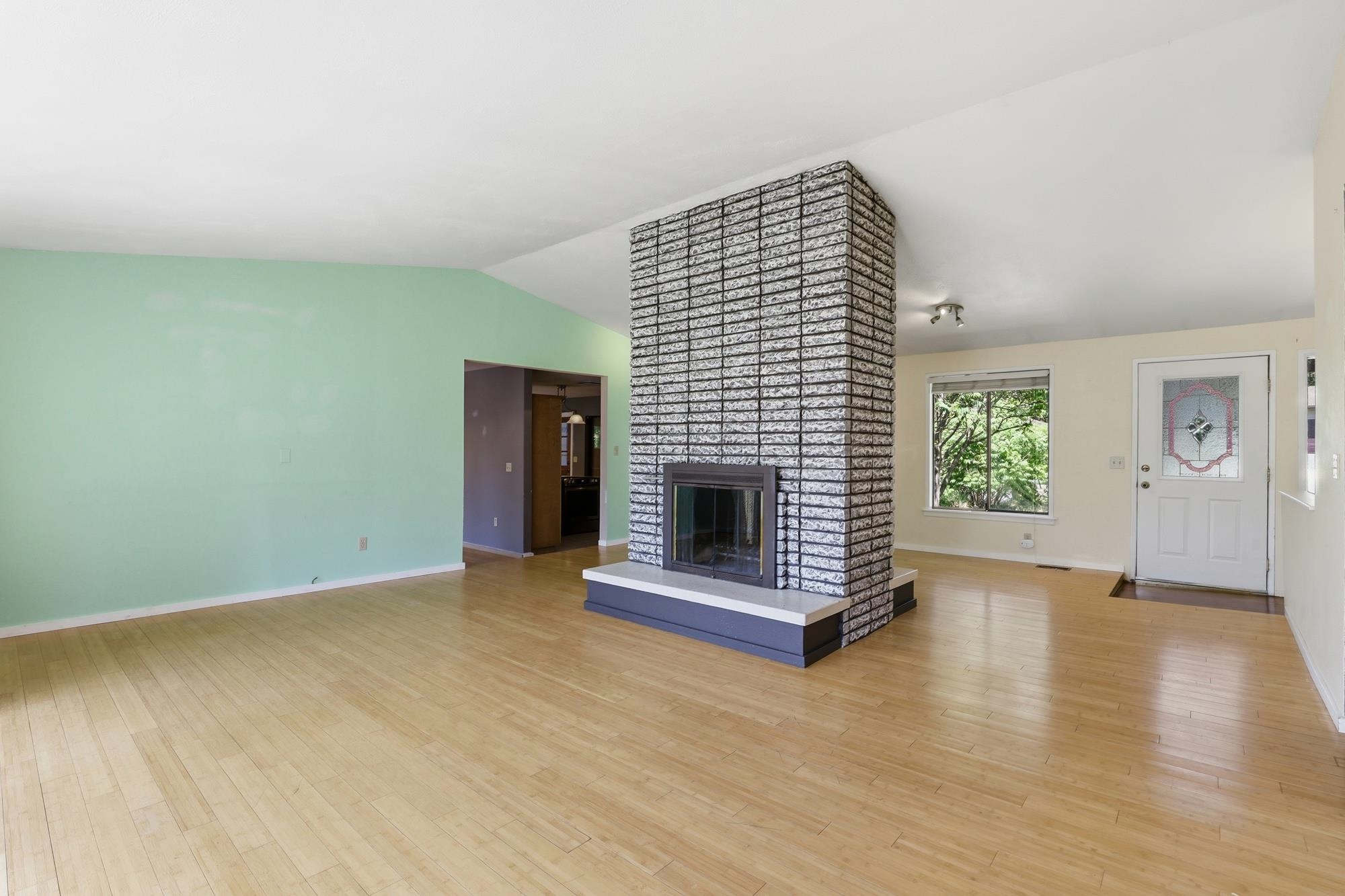 6422 E 17th Ave - Photo 8