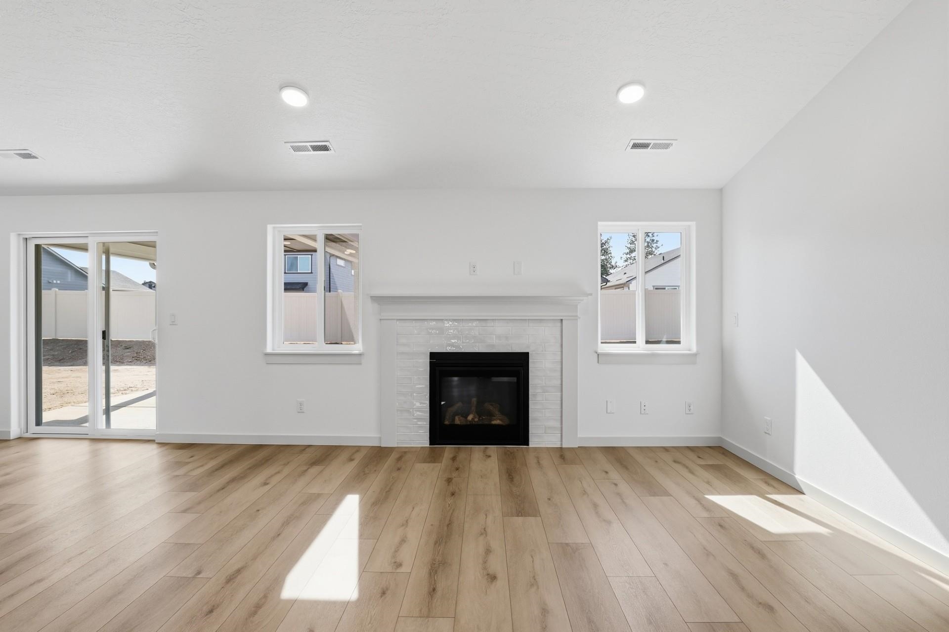 5323 N Ainsworth Ln - Photo 10