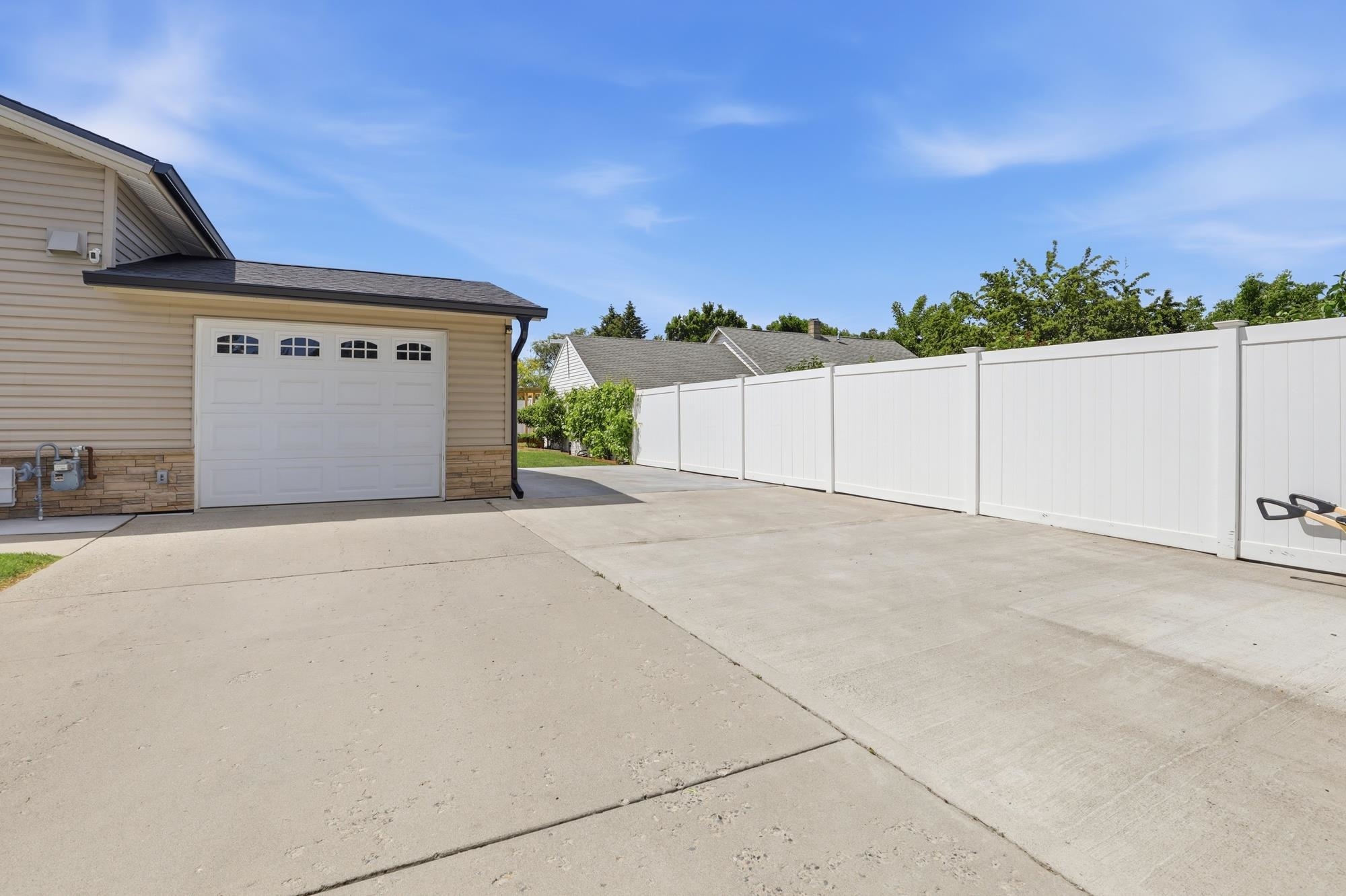 3329 E E Marietta Ave - Photo 33