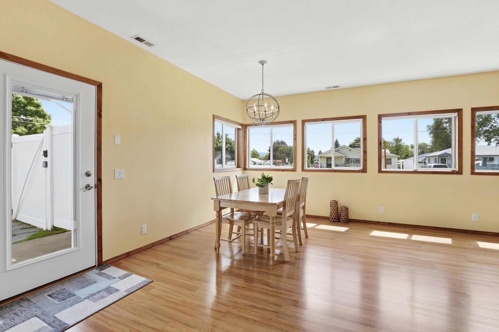 3329 E E Marietta Ave - Photo 14