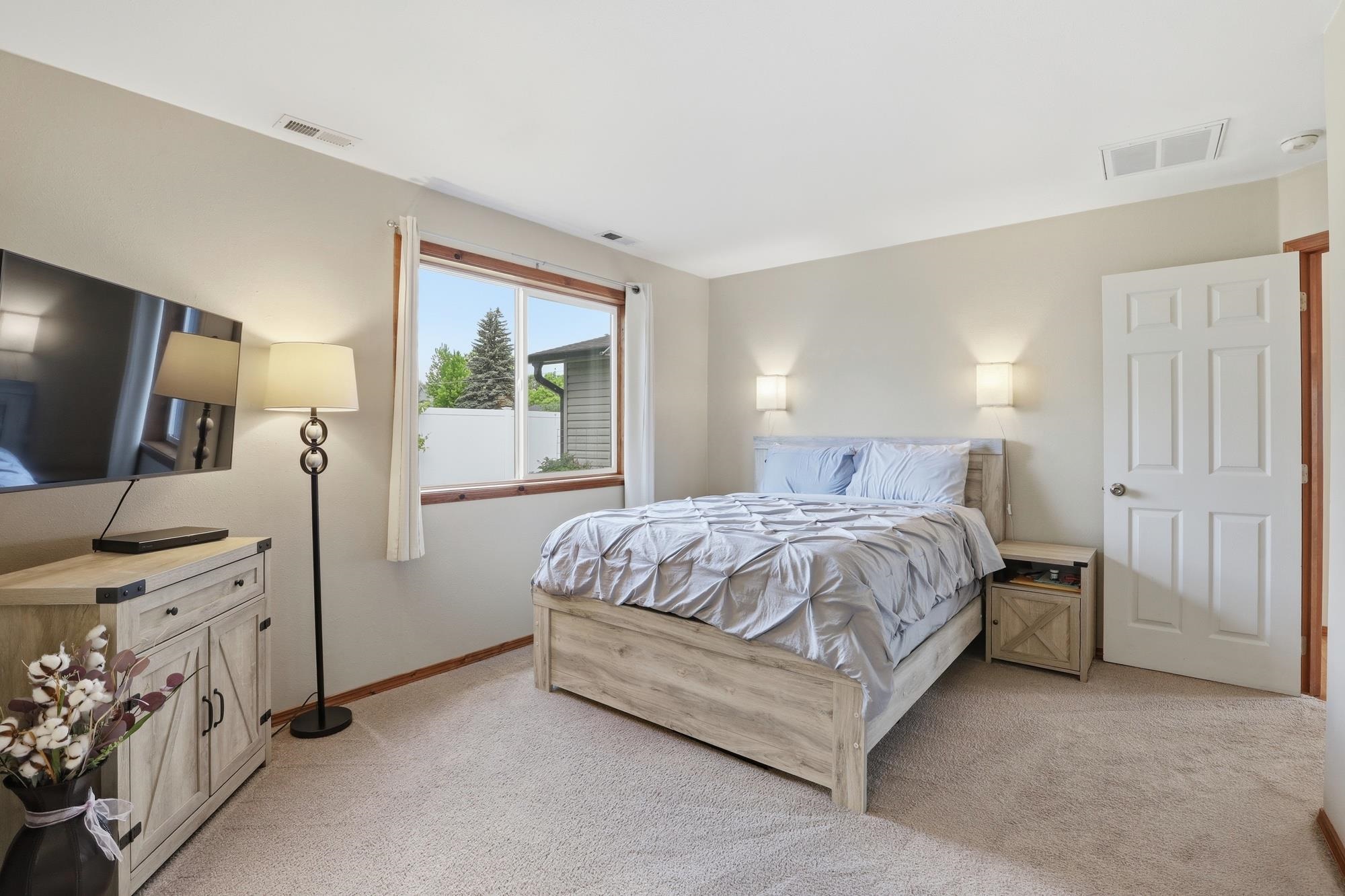 3329 E E Marietta Ave - Photo 16