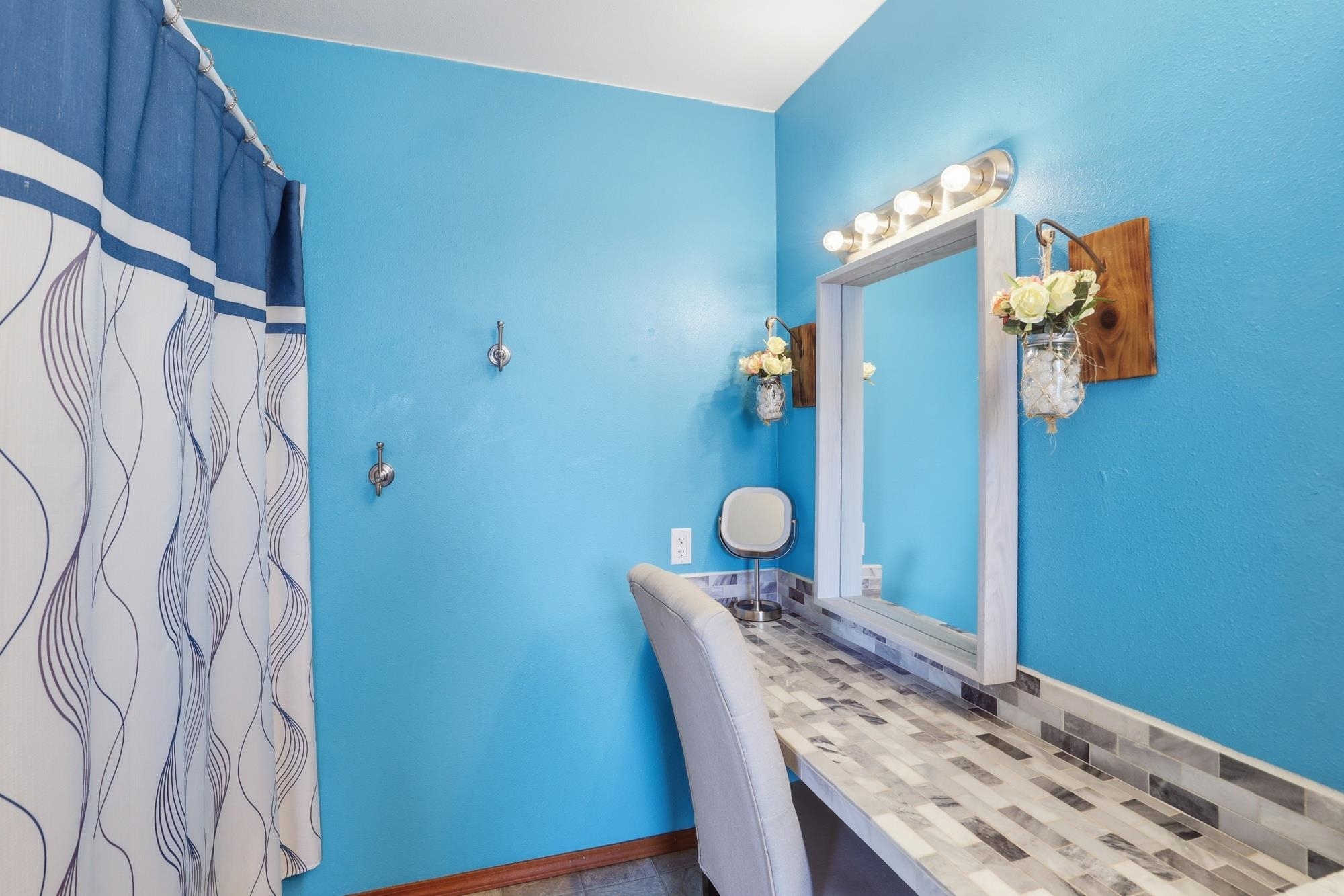3329 E E Marietta Ave - Photo 18