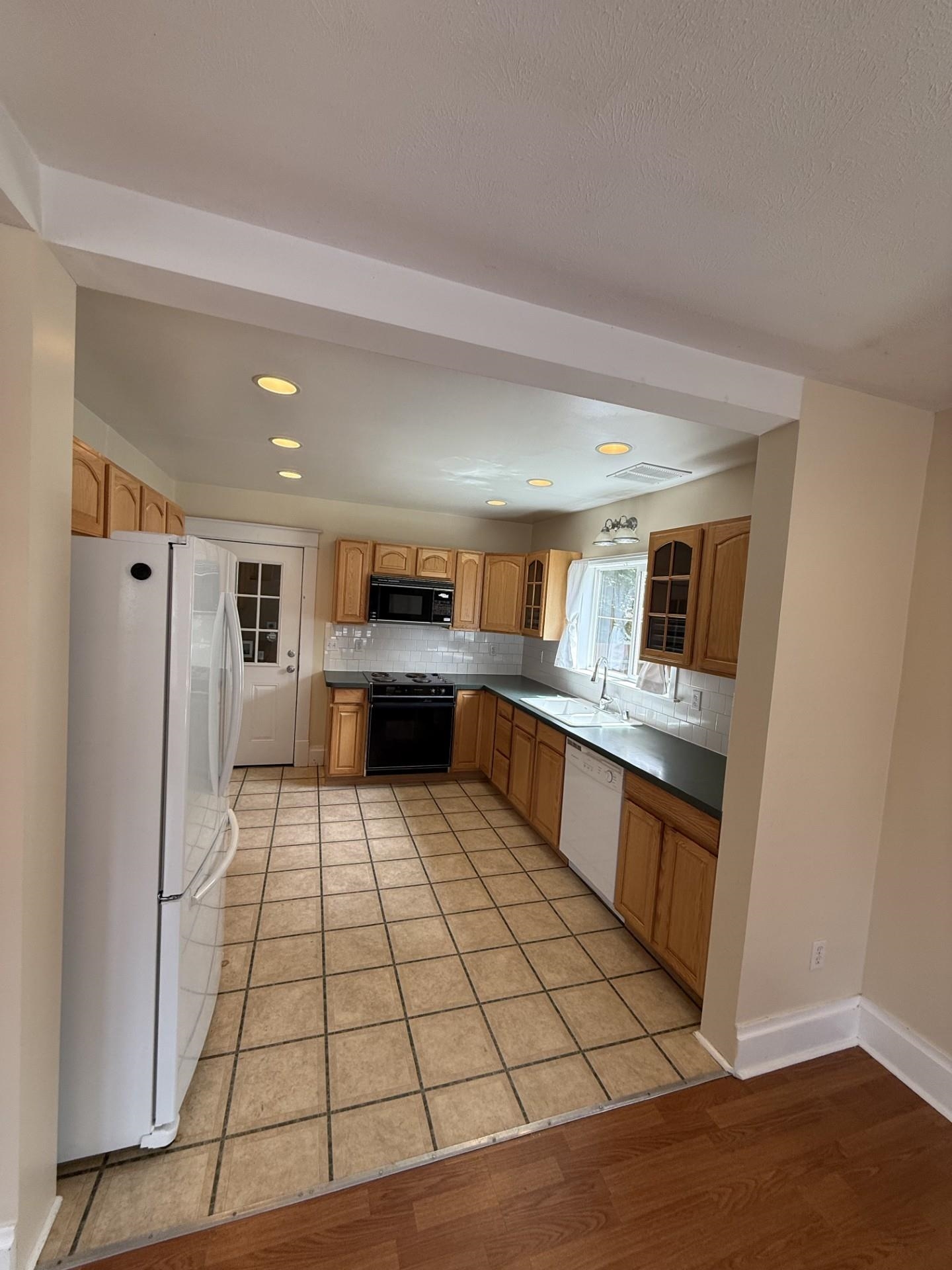 1127 W Fairview Ave - Photo 14