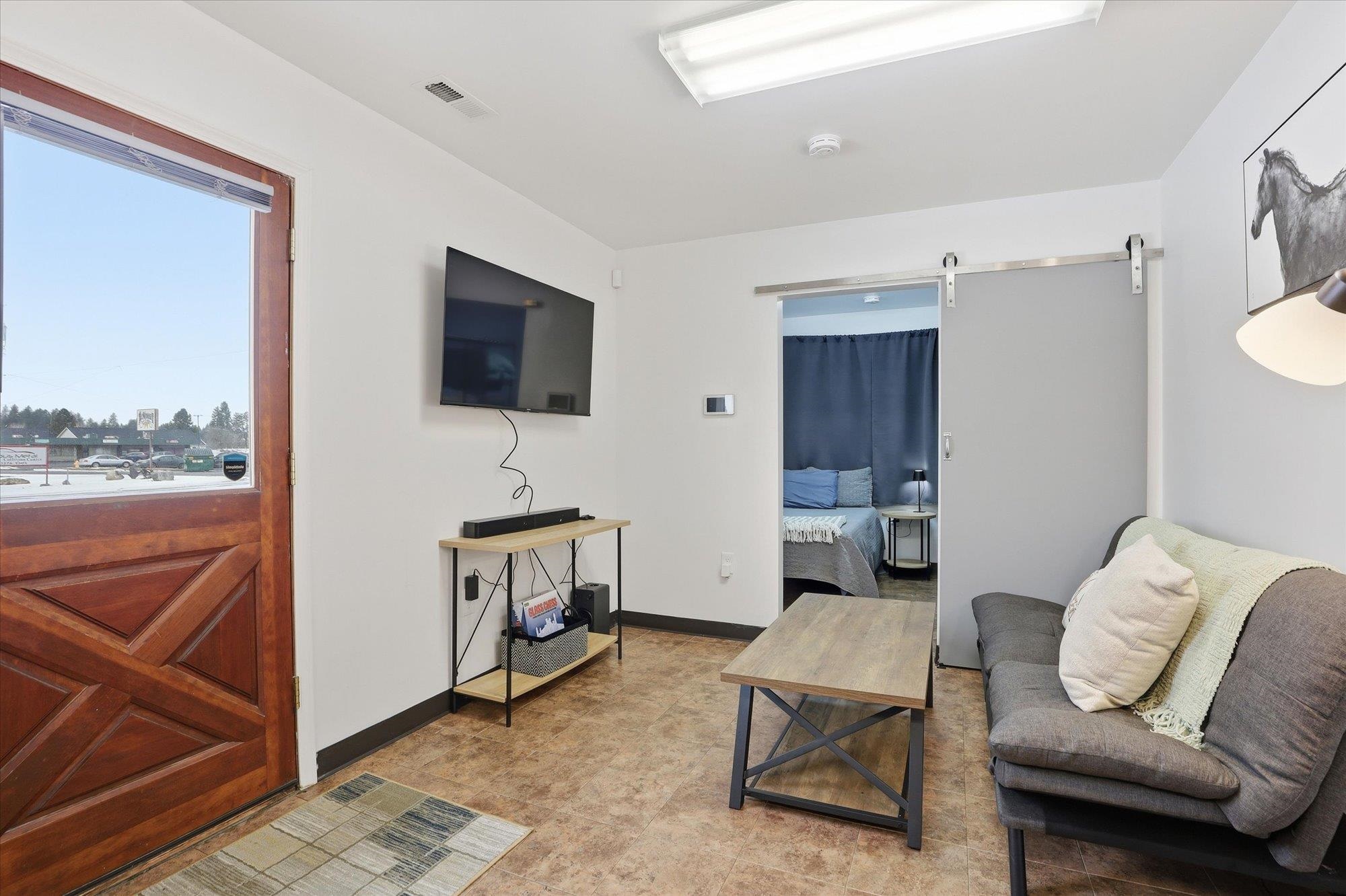 103 W 1st Ave - Photo 3