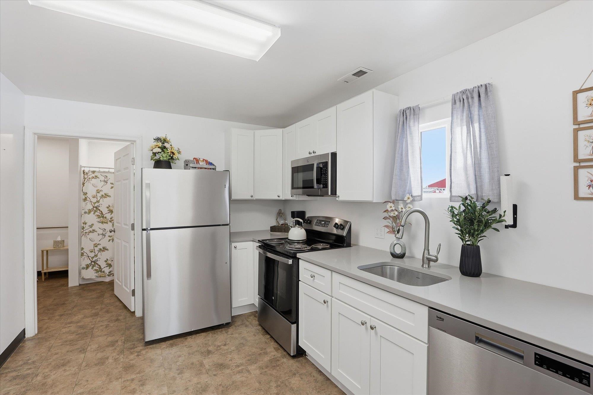 103 W 1st Ave - Photo 8