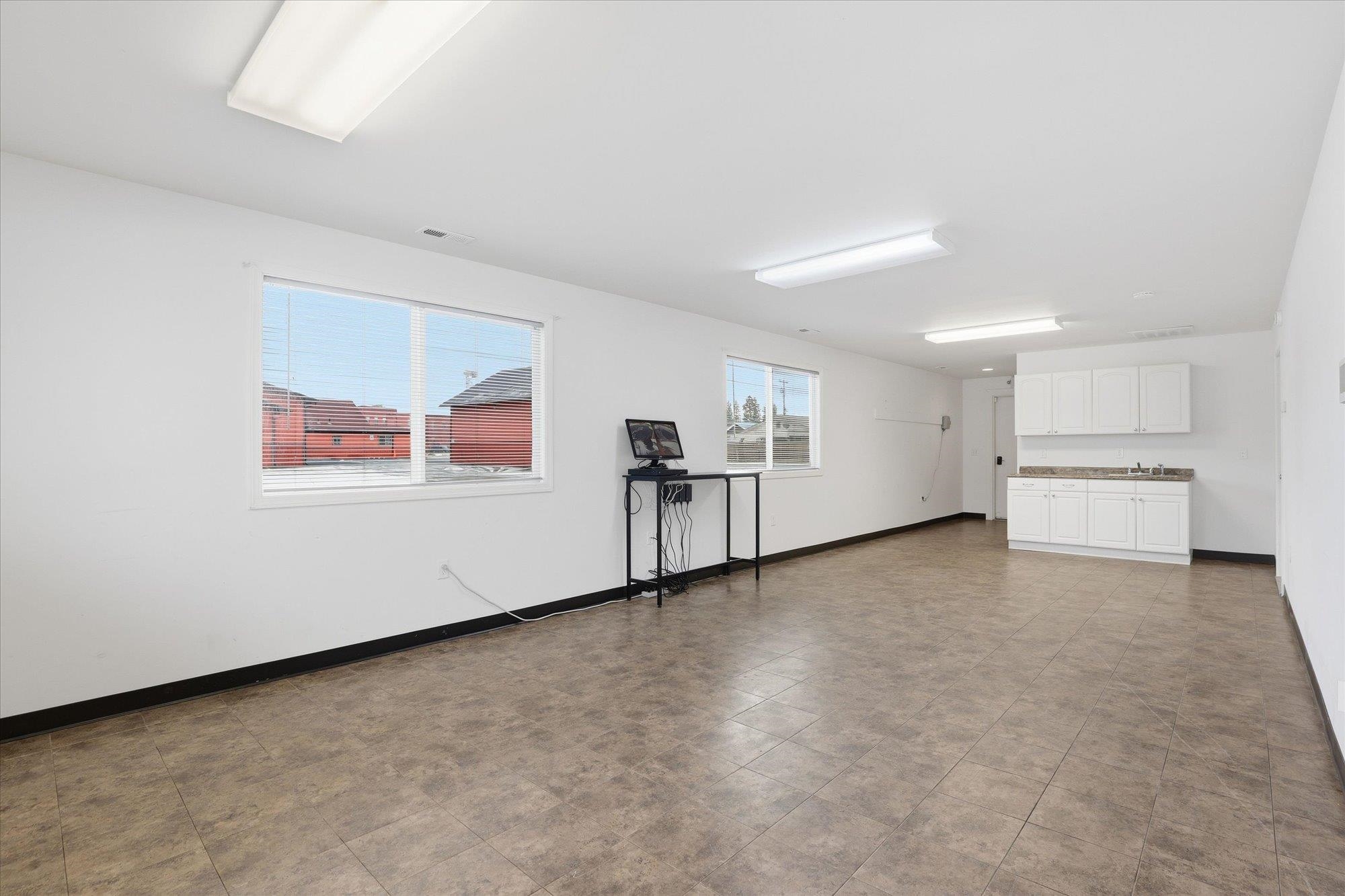 103 W 1st Ave - Photo 13