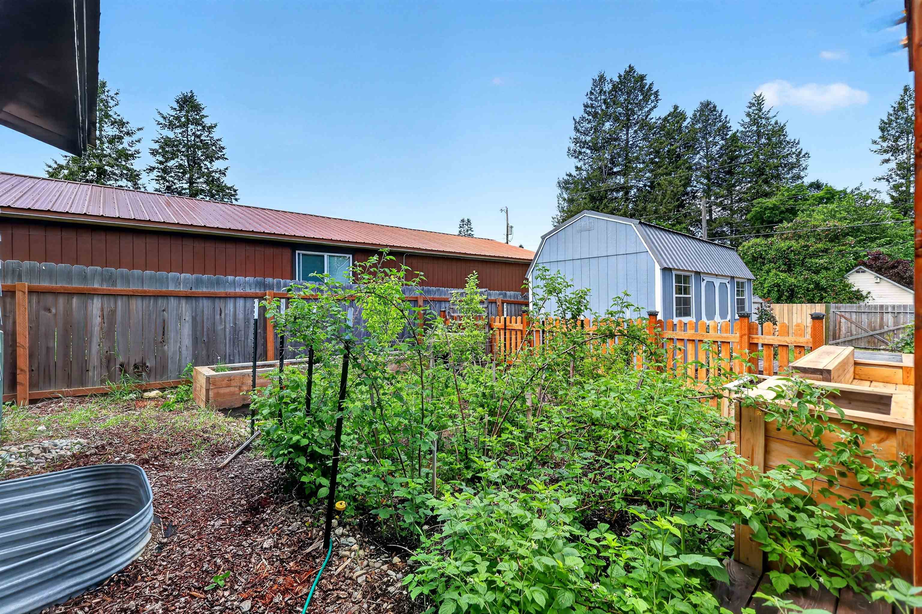 415 S Scott Ave - Photo 23