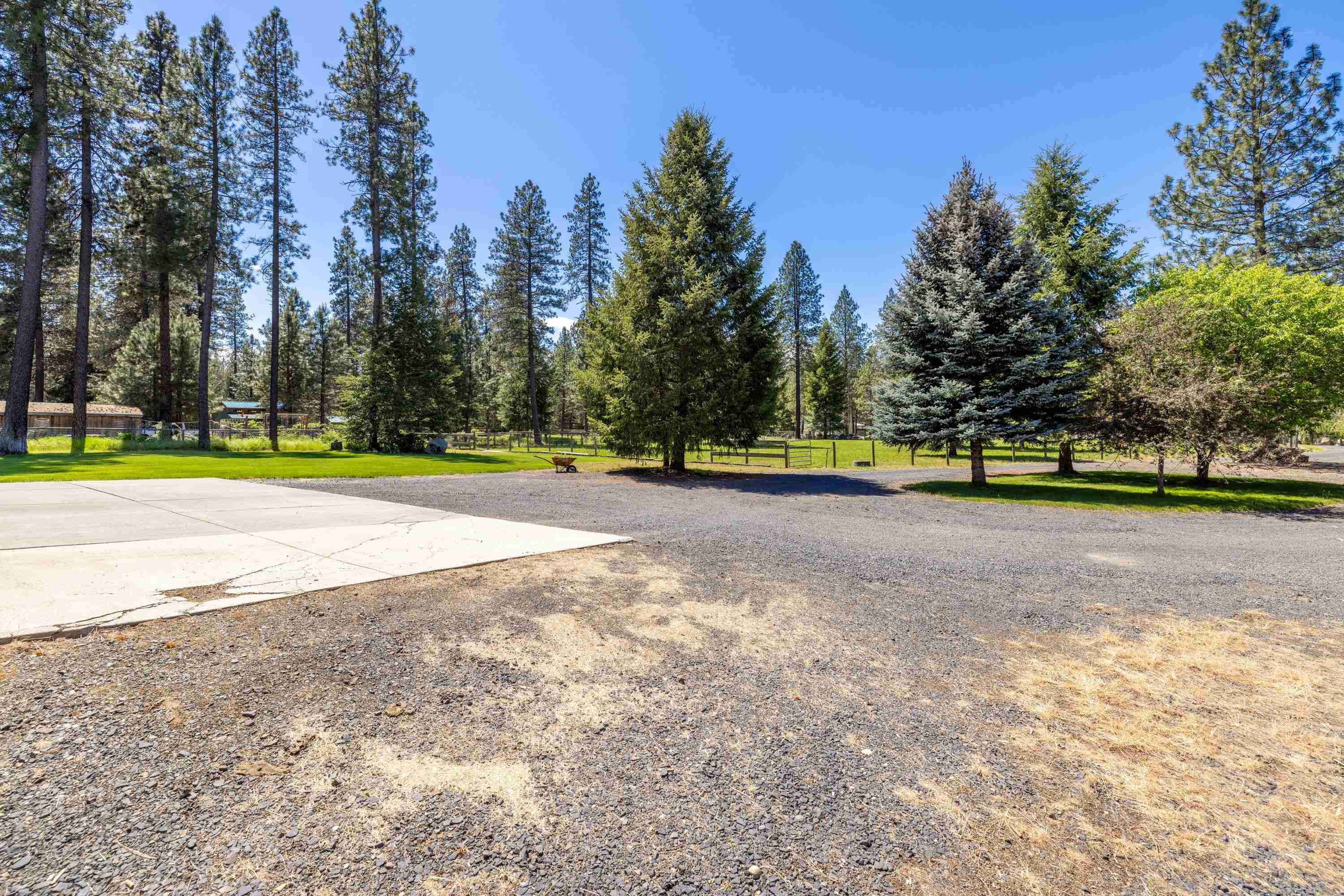 32410 N Ridge Rd - Photo 13