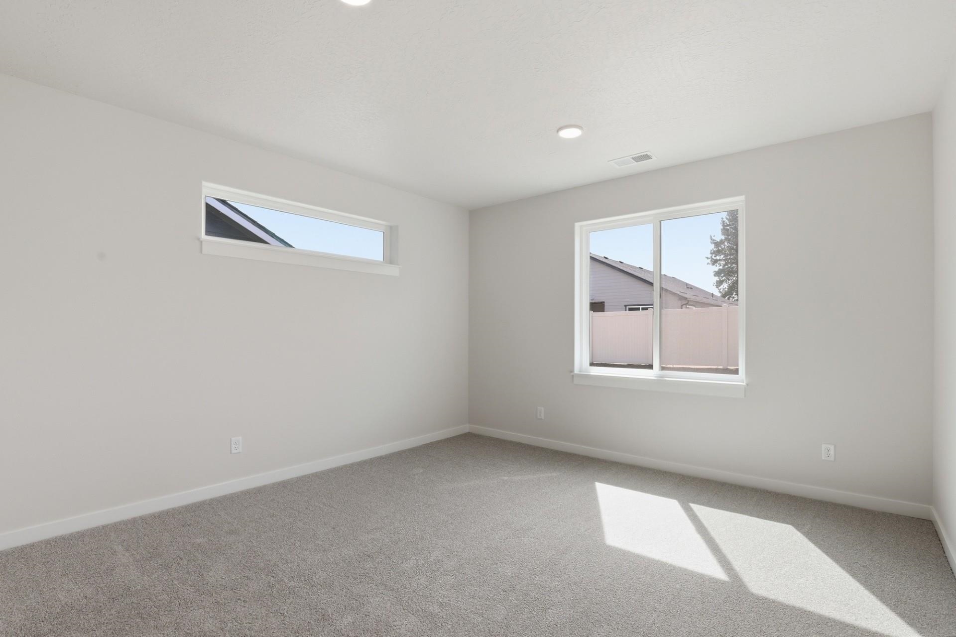 5335 N Ainsworth Ln - Photo 9